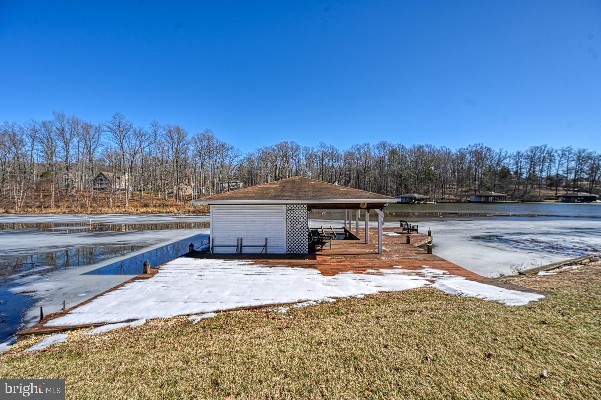 SOUTHWIND SHORES - Residential