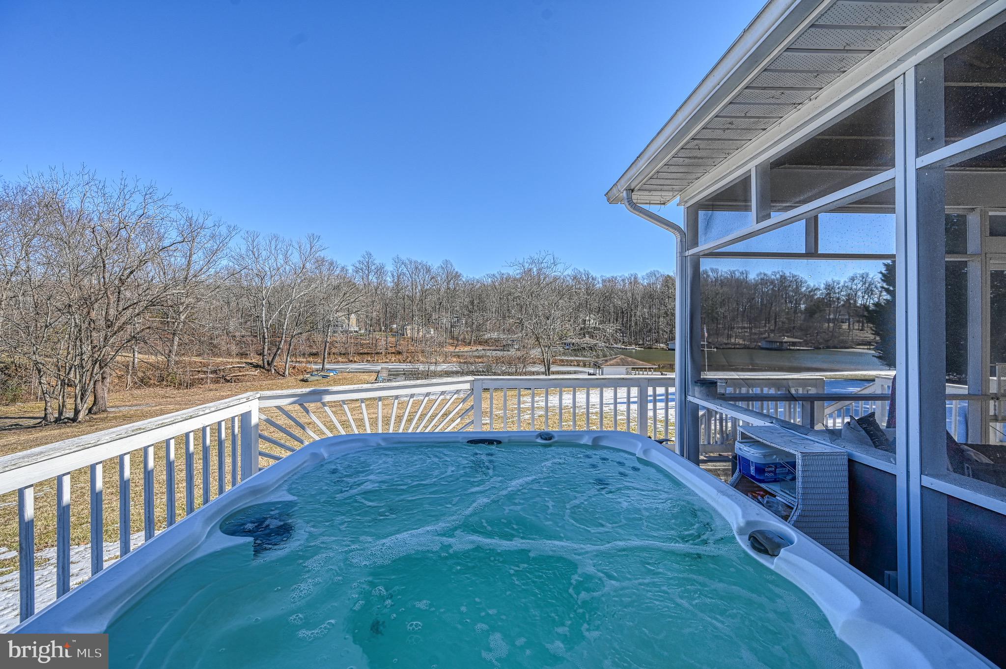 SOUTHWIND SHORES - Residential