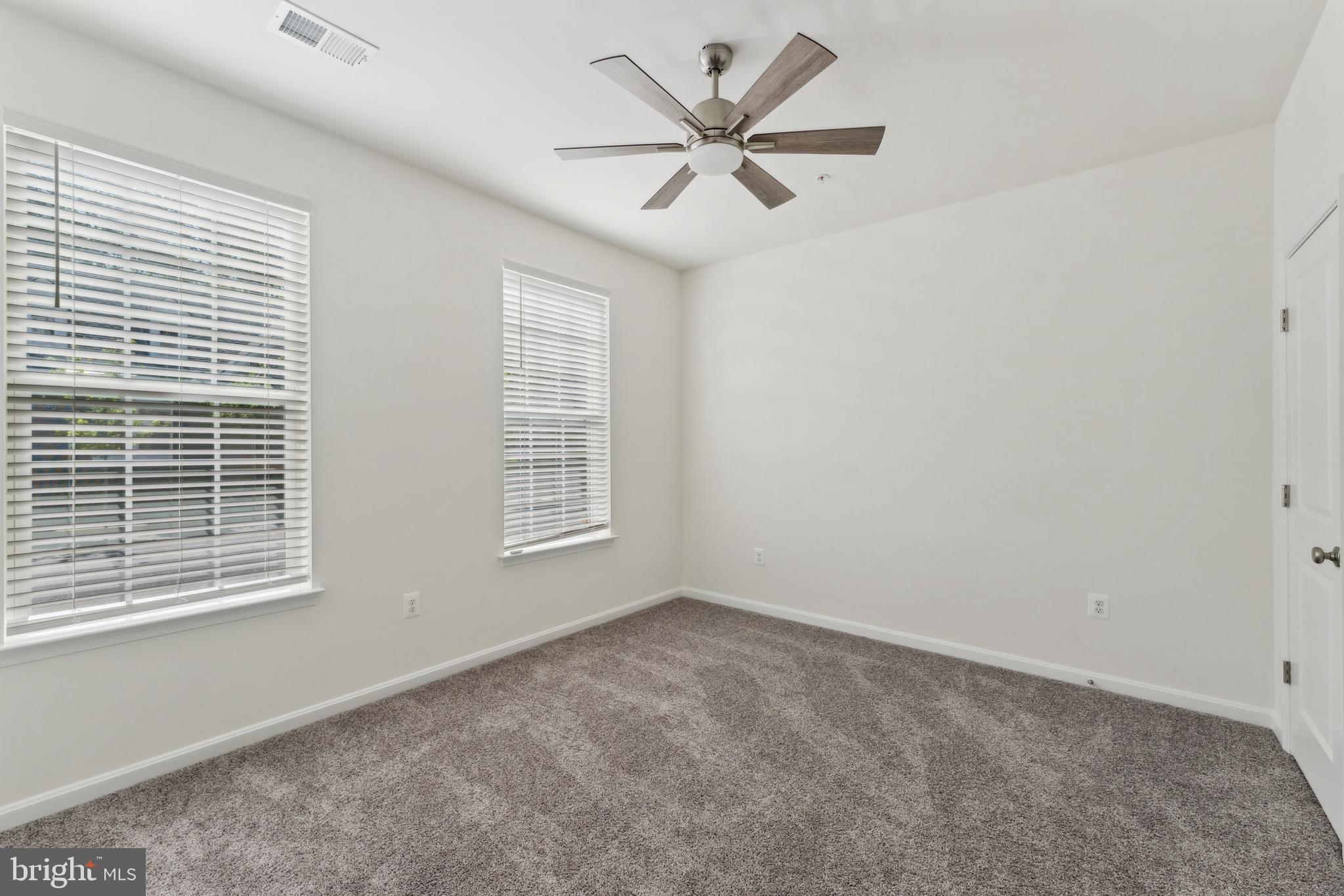 THE VILLAGES OF STEEPLECHASE - Residential Lease