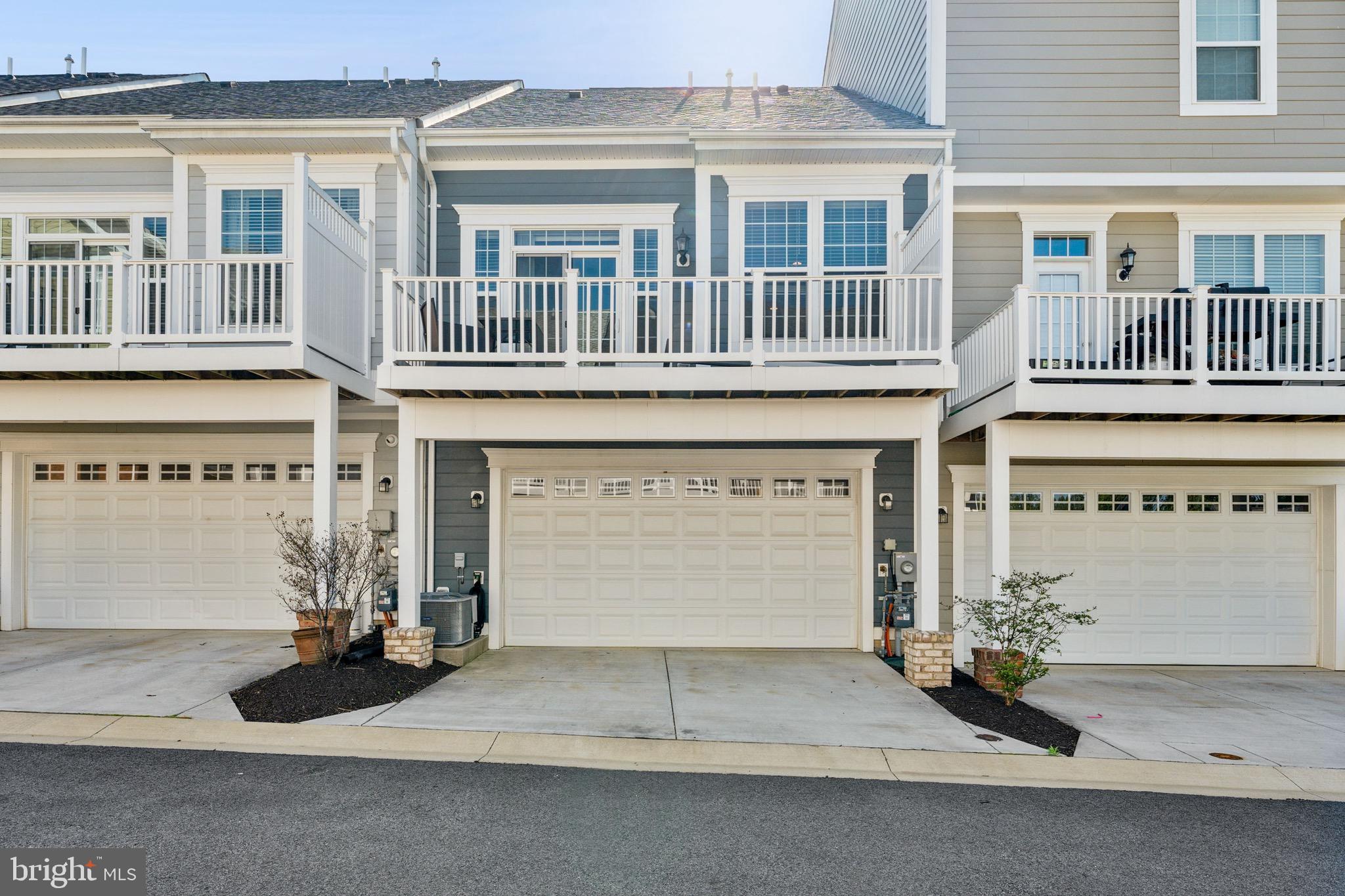 THE VILLAGES OF STEEPLECHASE - Residential Lease