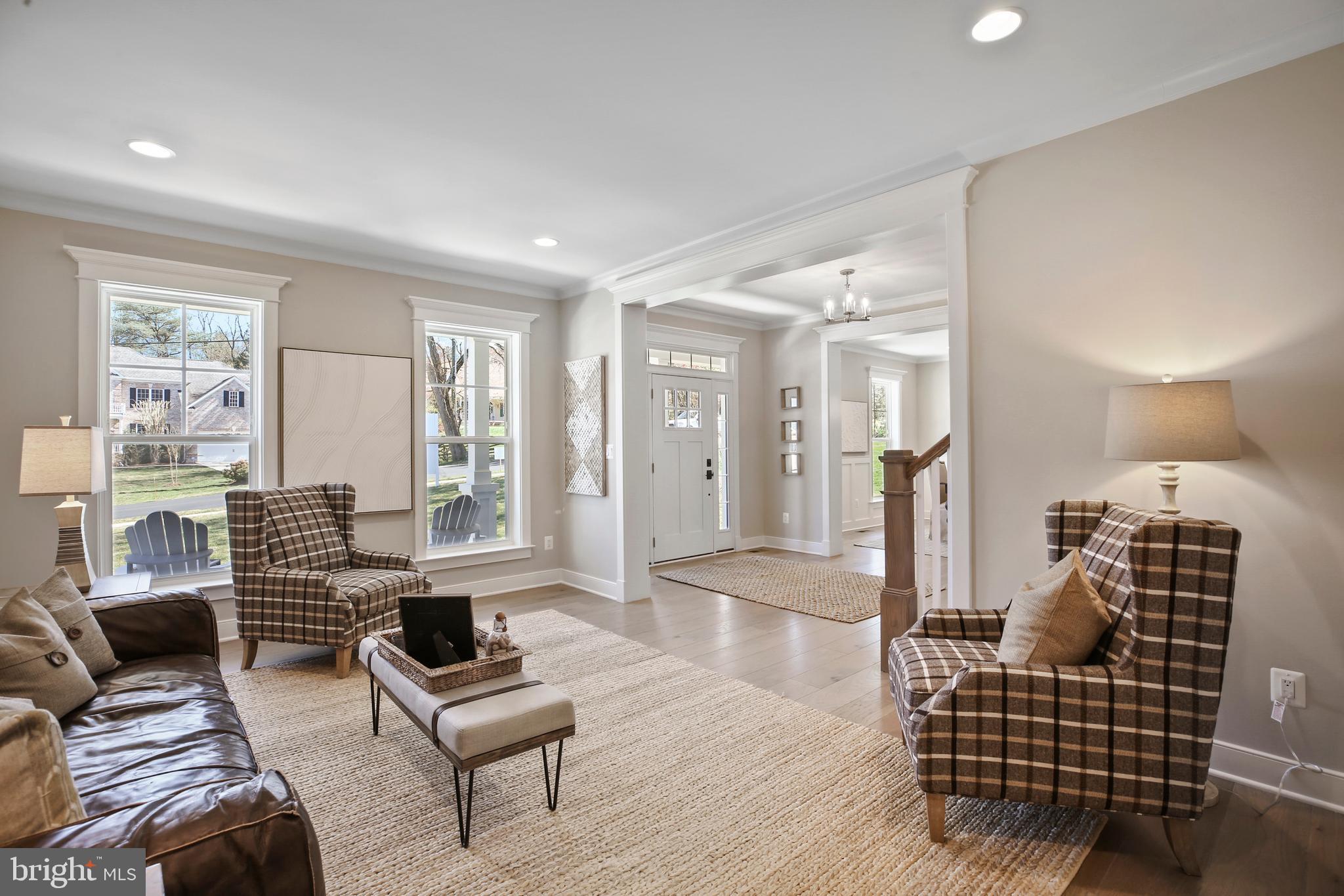 BRADDOCK WOODS - Residential