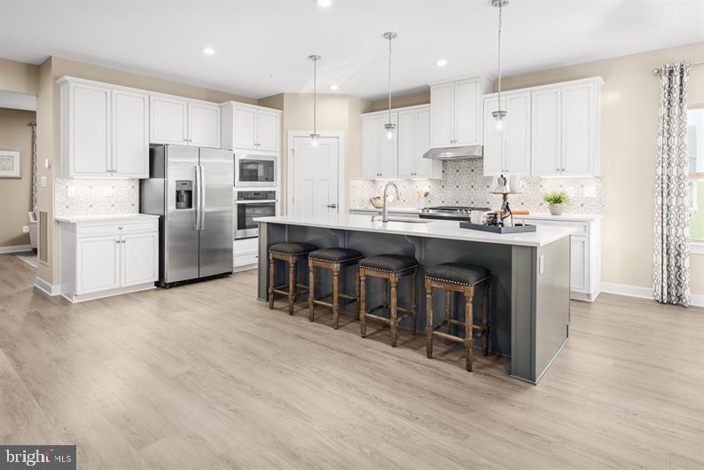 GREEN LANE MEADOWS - Residential