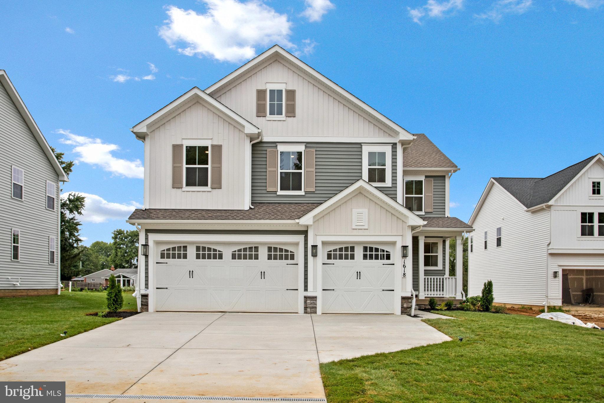 ROBERTS CROSSING - Residential