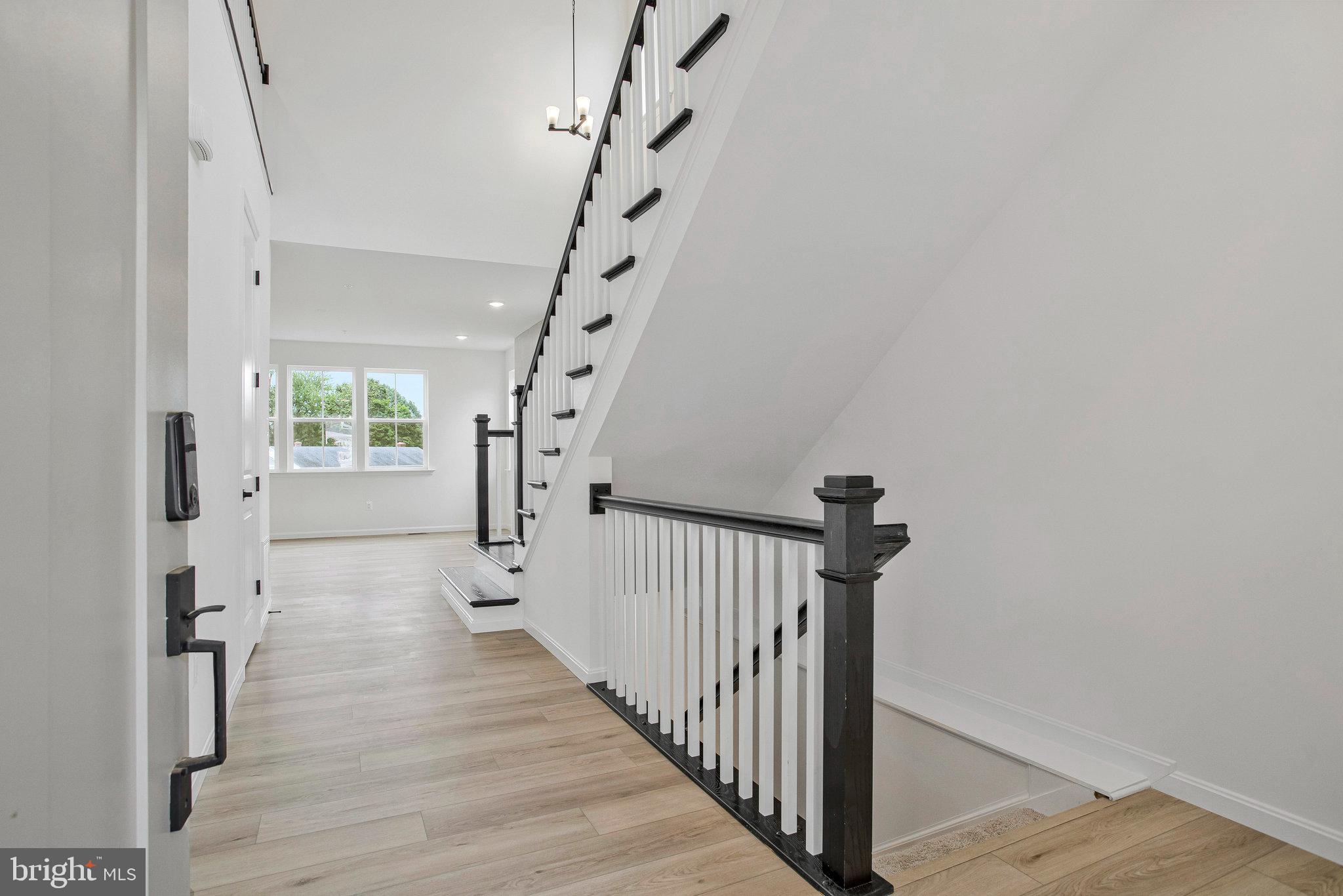 ROBERTS CROSSING - Residential