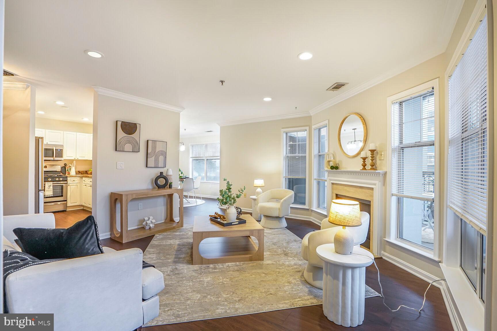 SAVOY PARK CONDOMINIUMS - Residential