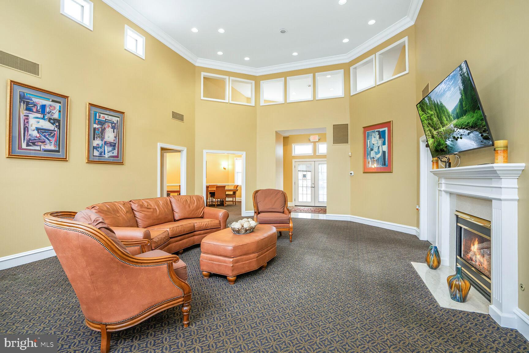 SAVOY PARK CONDOMINIUMS - Residential