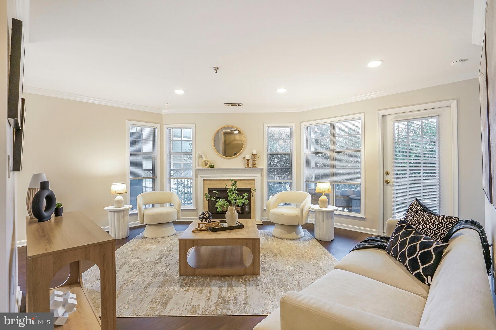 SAVOY PARK CONDOMINIUMS - Residential