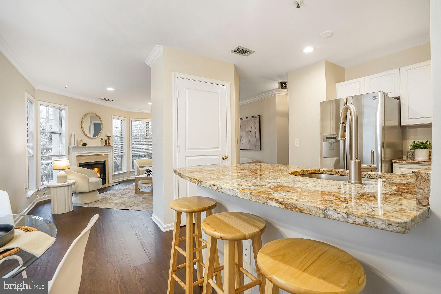 SAVOY PARK CONDOMINIUMS - Residential