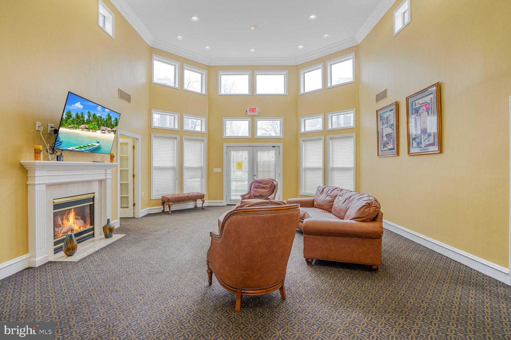 SAVOY PARK CONDOMINIUMS - Residential
