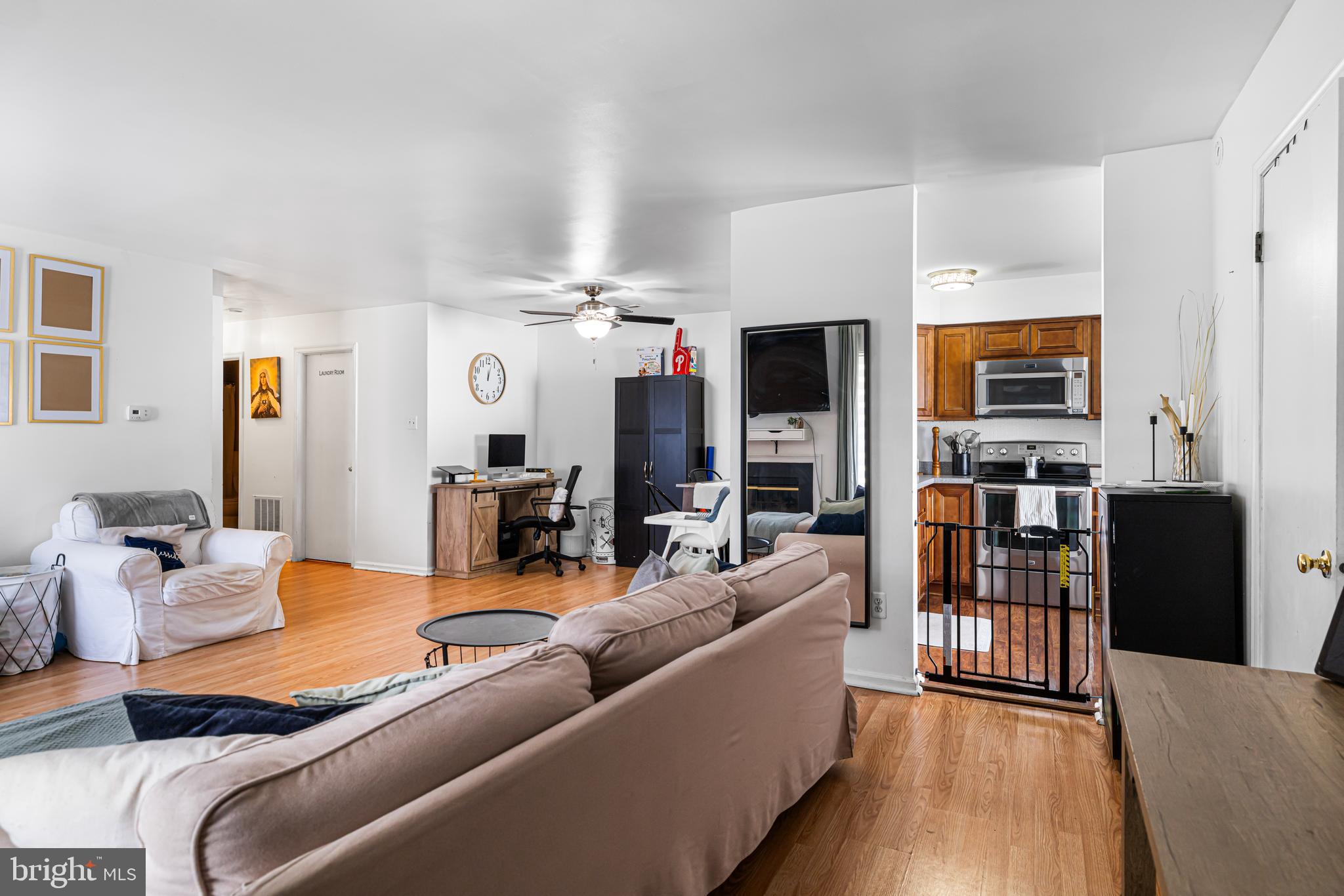 CRESTWOOD CONDO - Residential