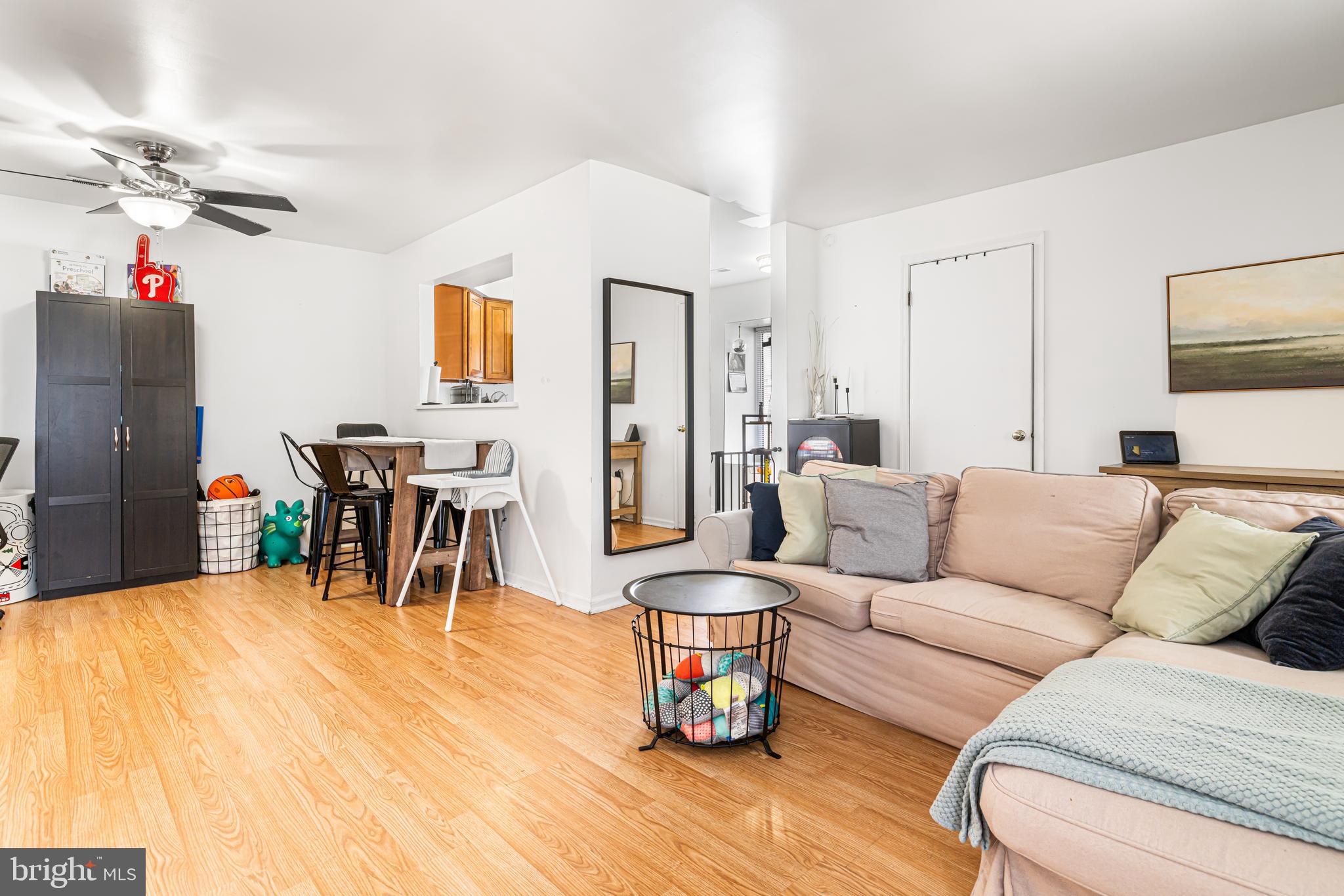 CRESTWOOD CONDO - Residential