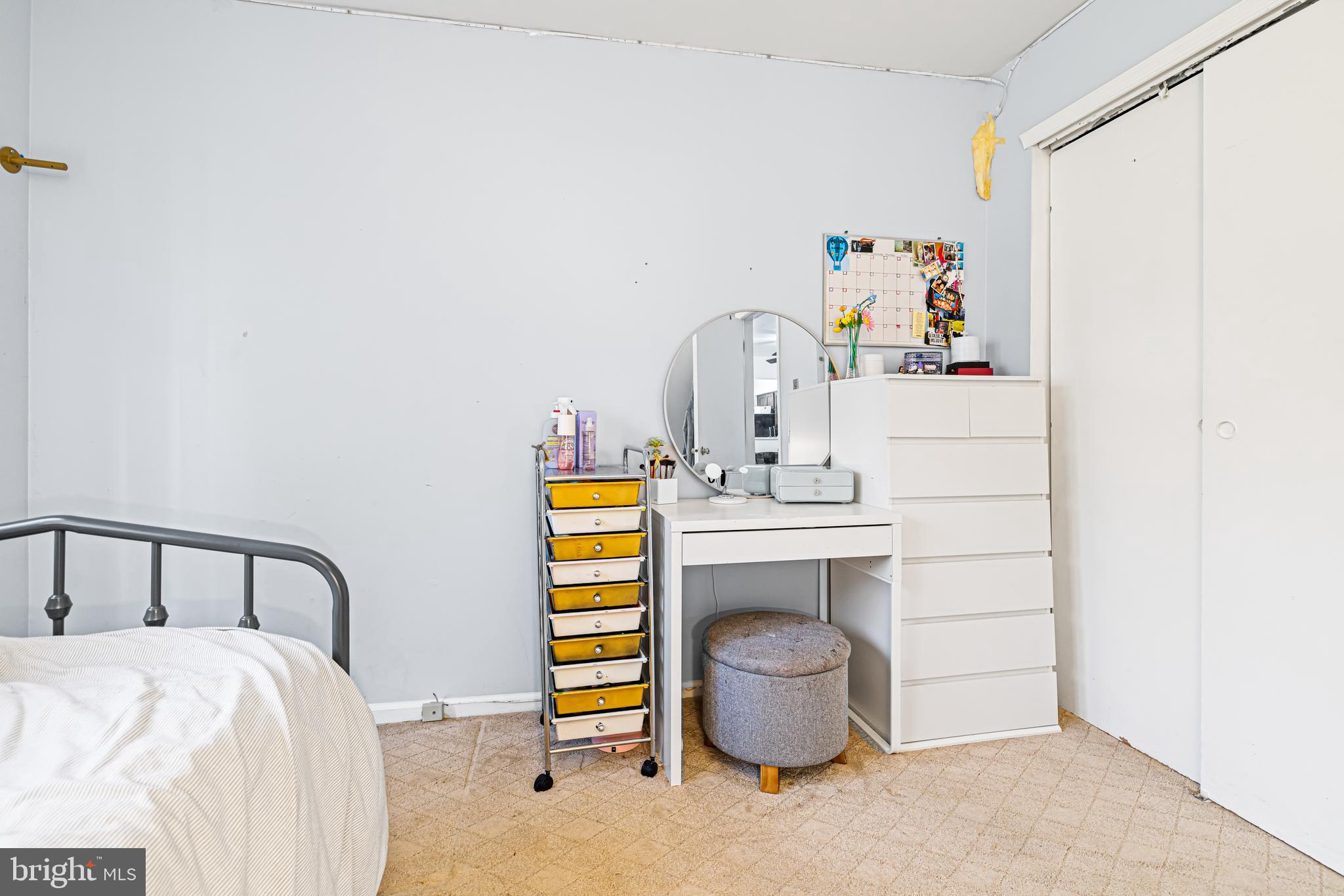 CRESTWOOD CONDO - Residential