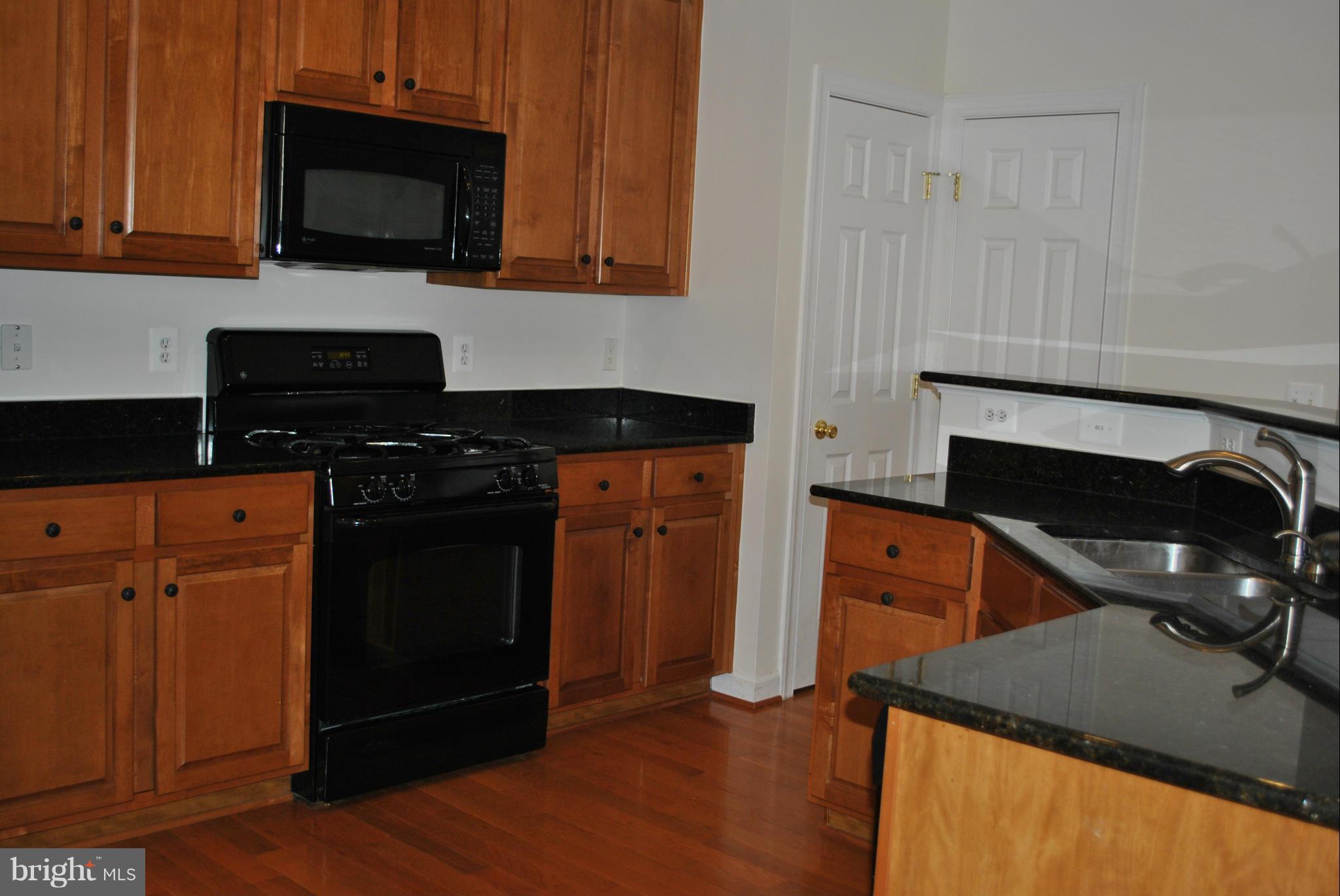 COPPERMINE CROSSING - Residential Lease