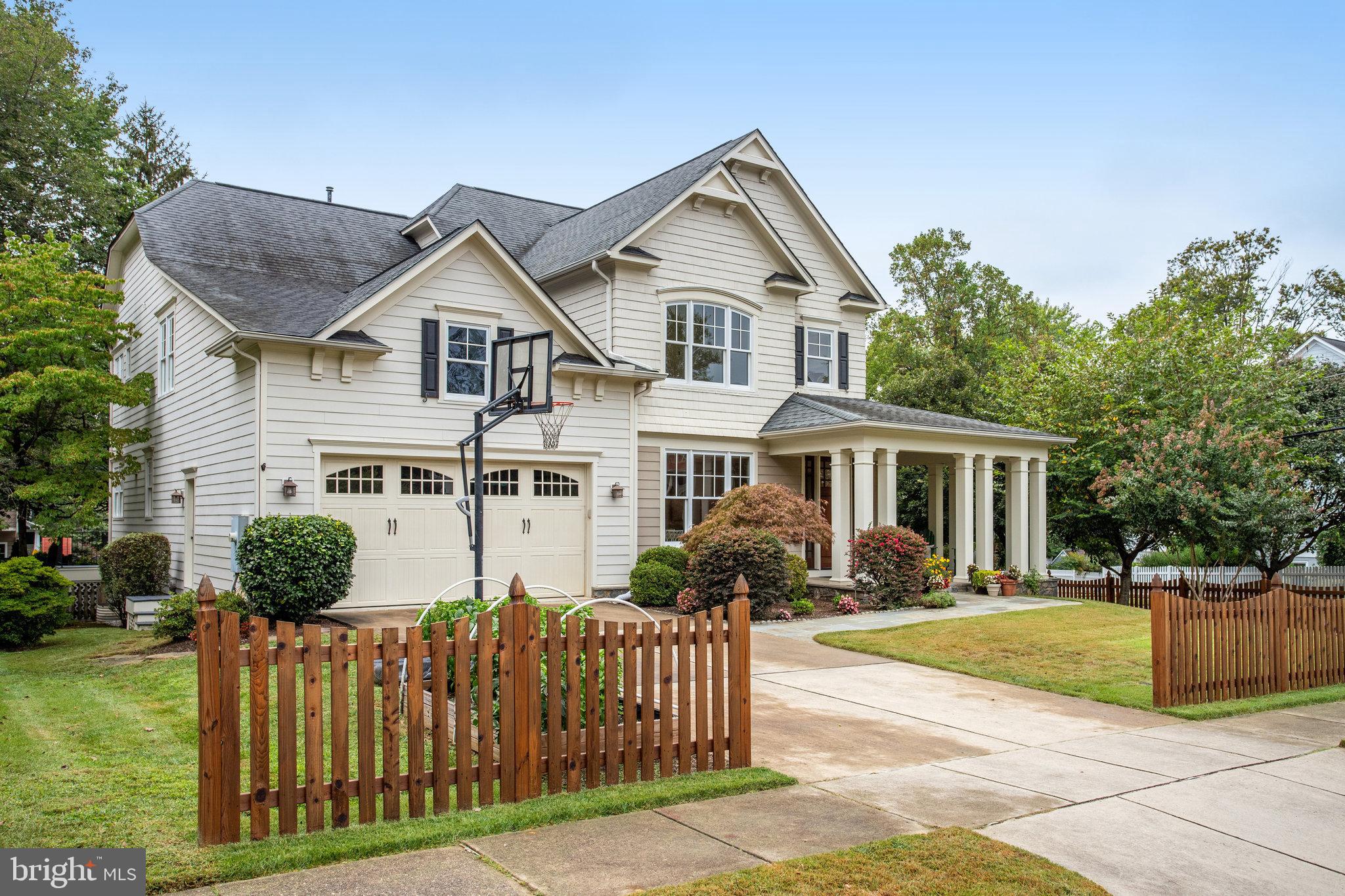 LANDON WOODS - Residential