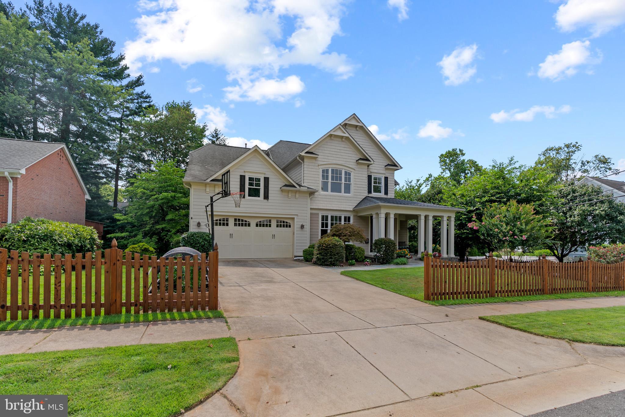 LANDON WOODS - Residential