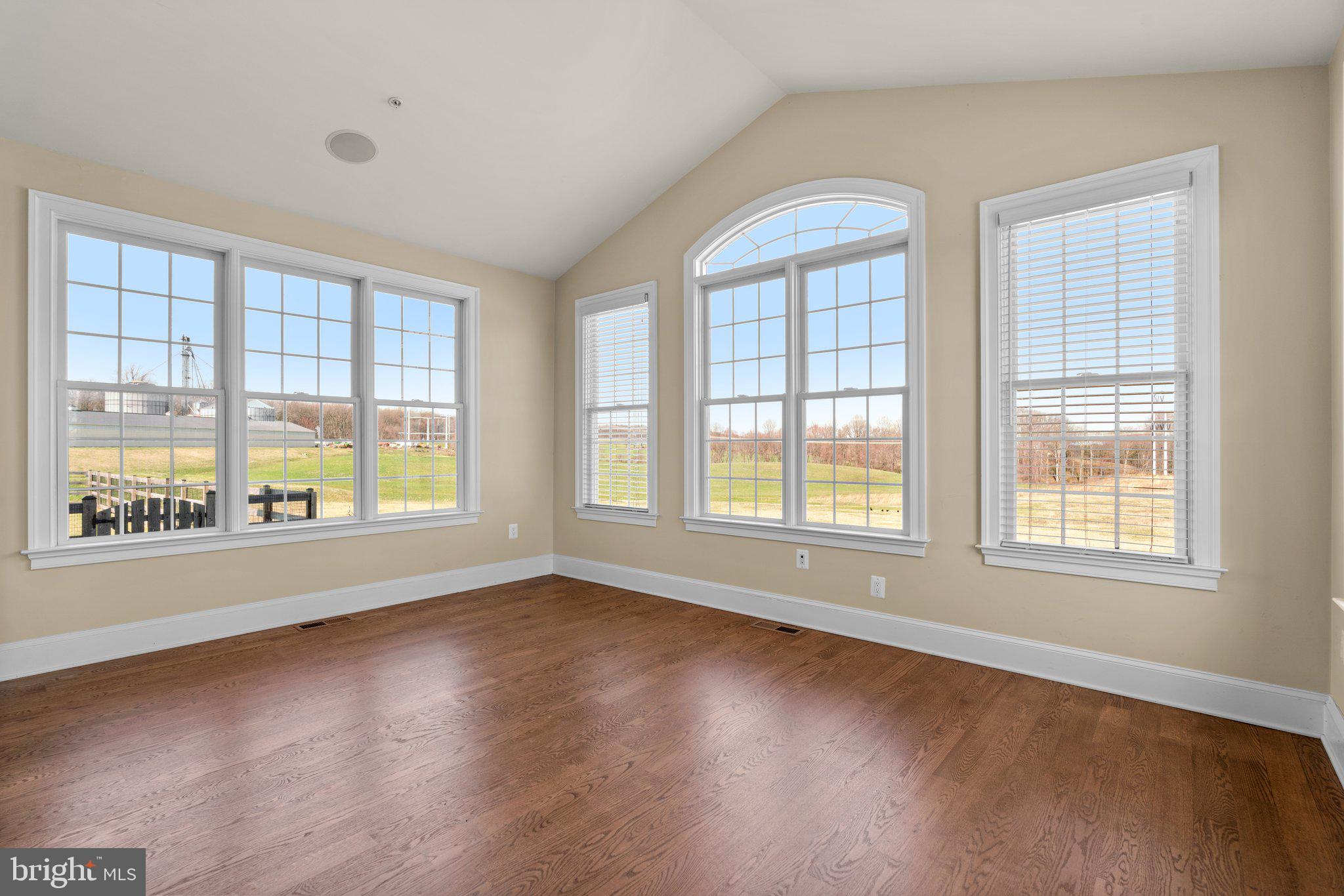LAYTONSVILLE OUTSIDE - Residential