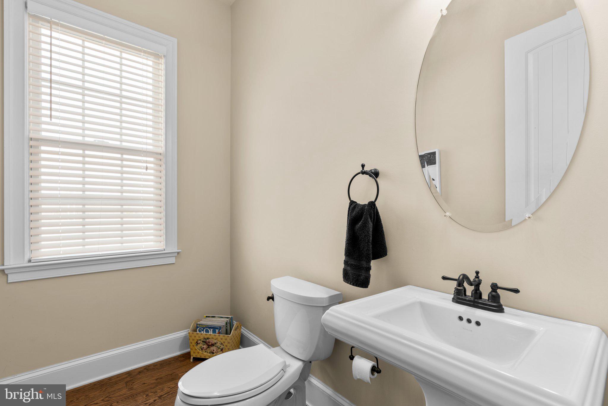 LAYTONSVILLE OUTSIDE - Residential