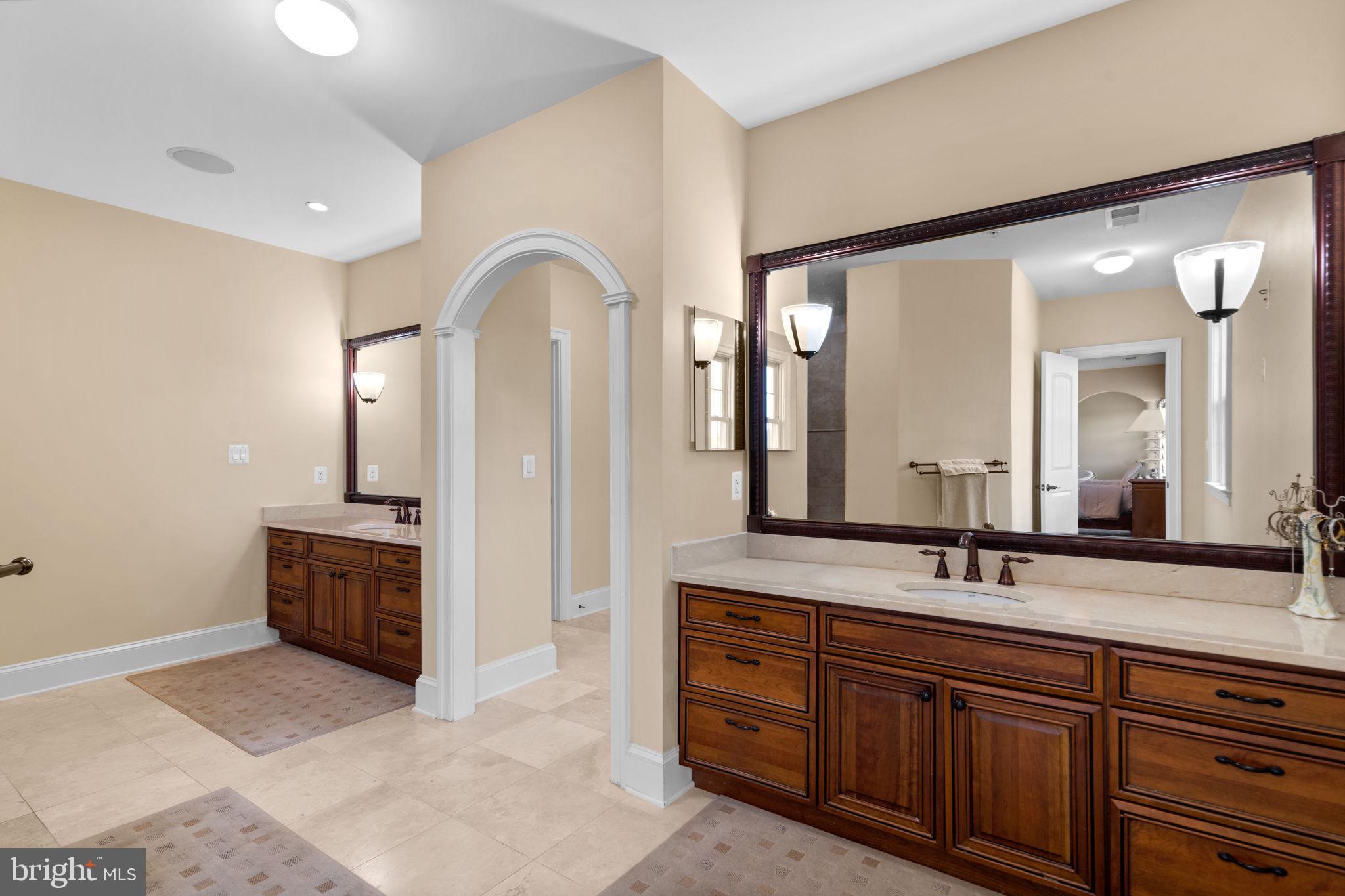 LAYTONSVILLE OUTSIDE - Residential