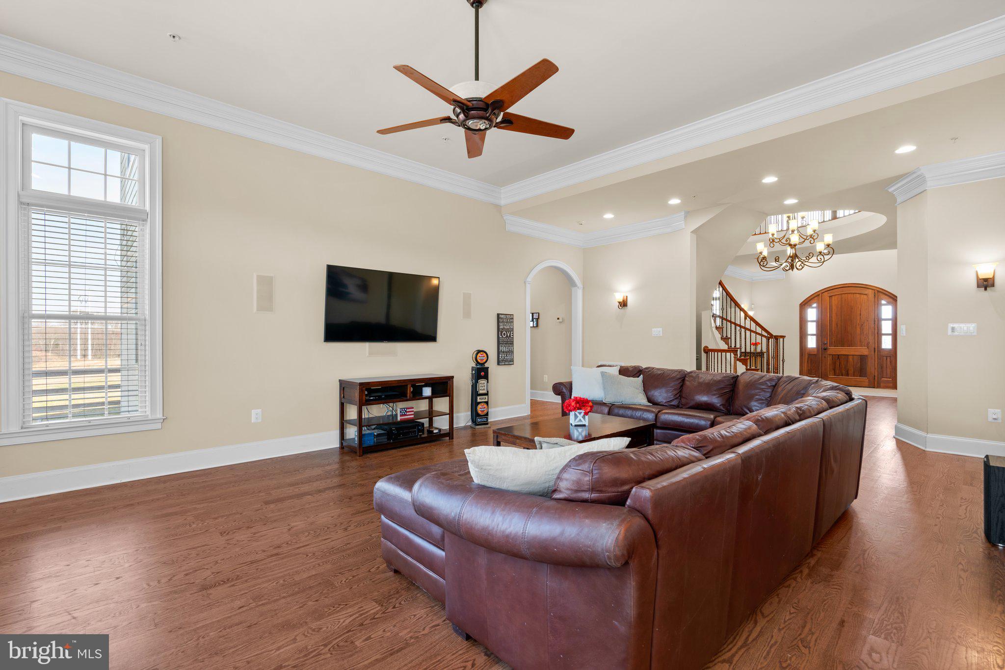 LAYTONSVILLE OUTSIDE - Residential