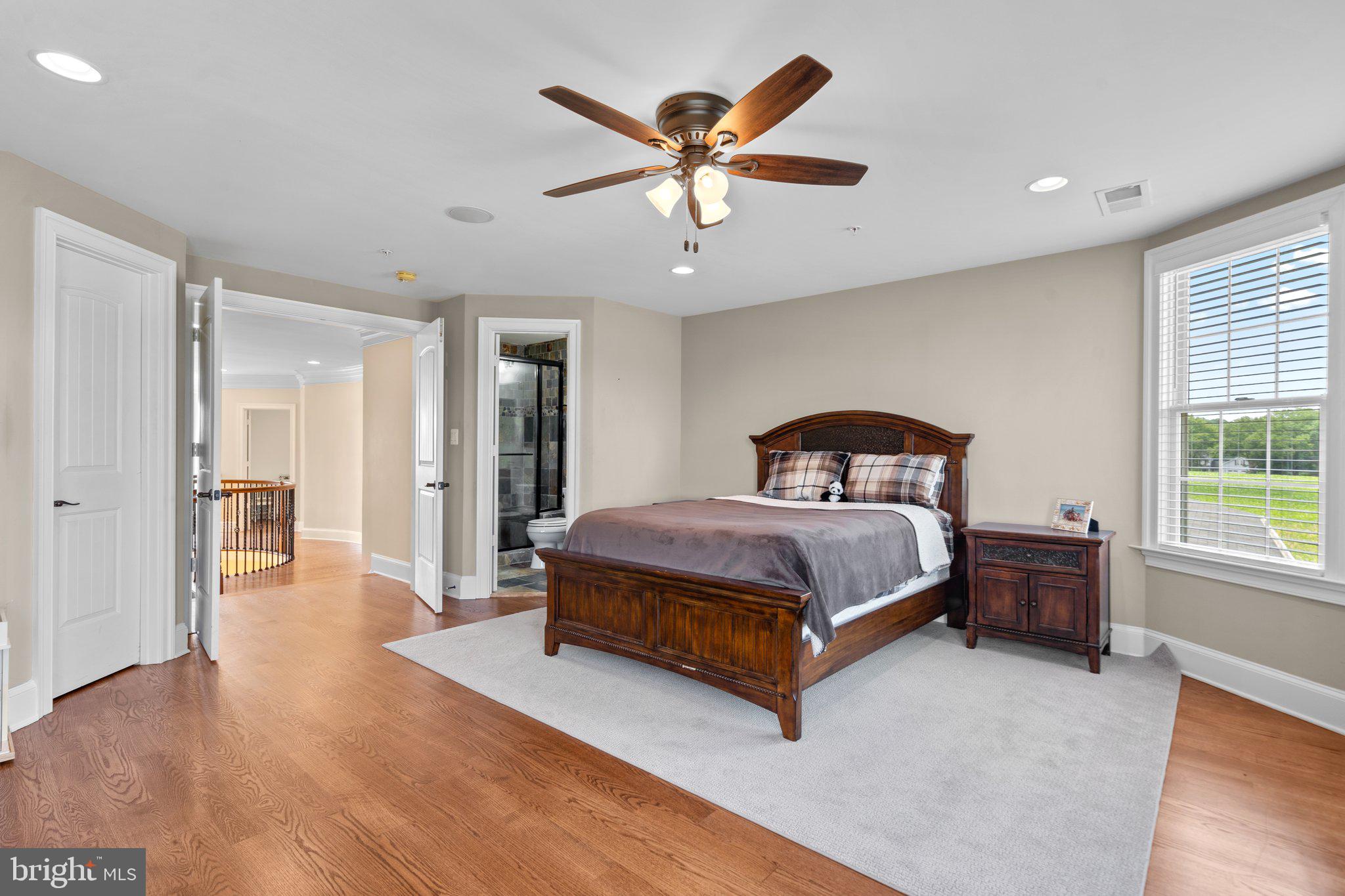 LAYTONSVILLE OUTSIDE - Residential