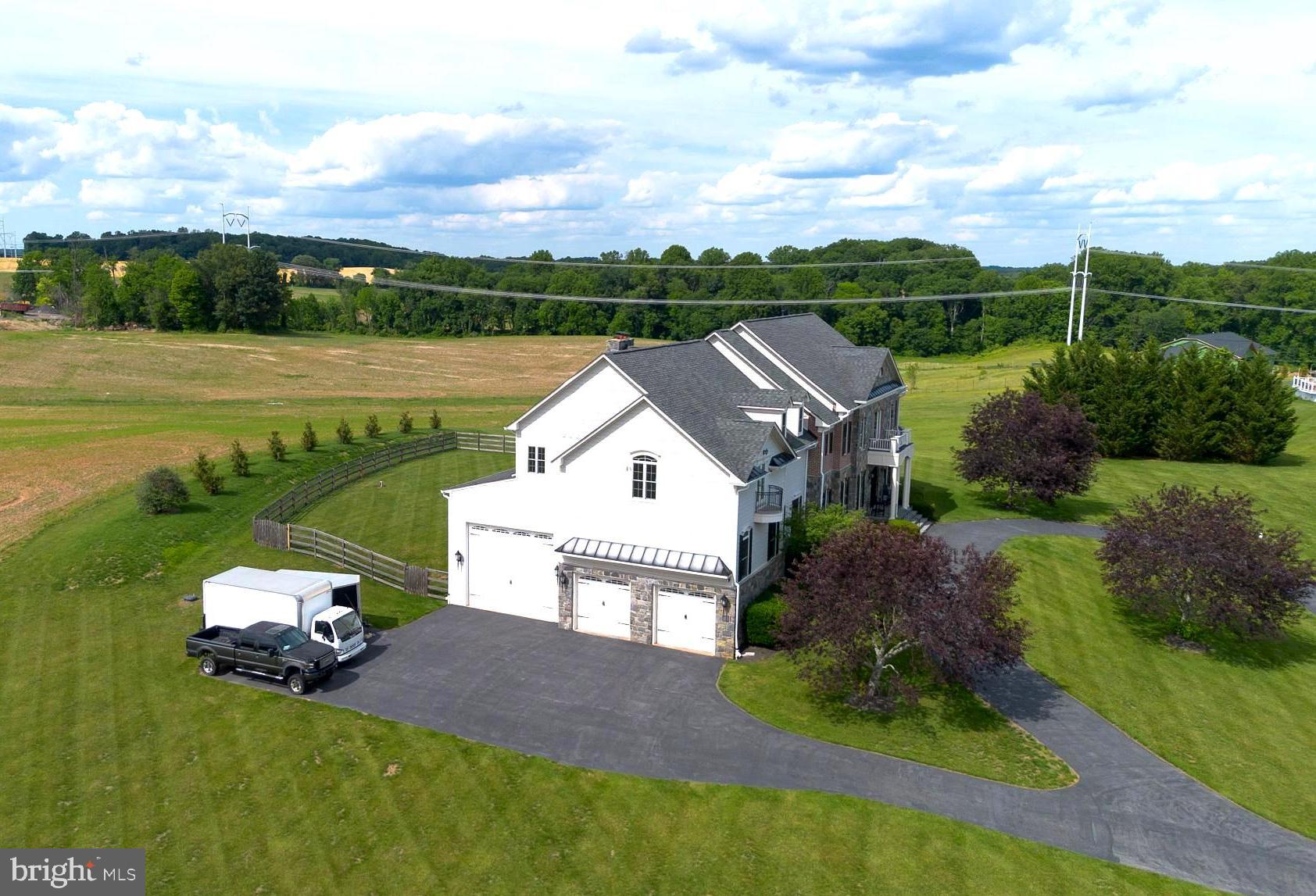 LAYTONSVILLE OUTSIDE - Residential