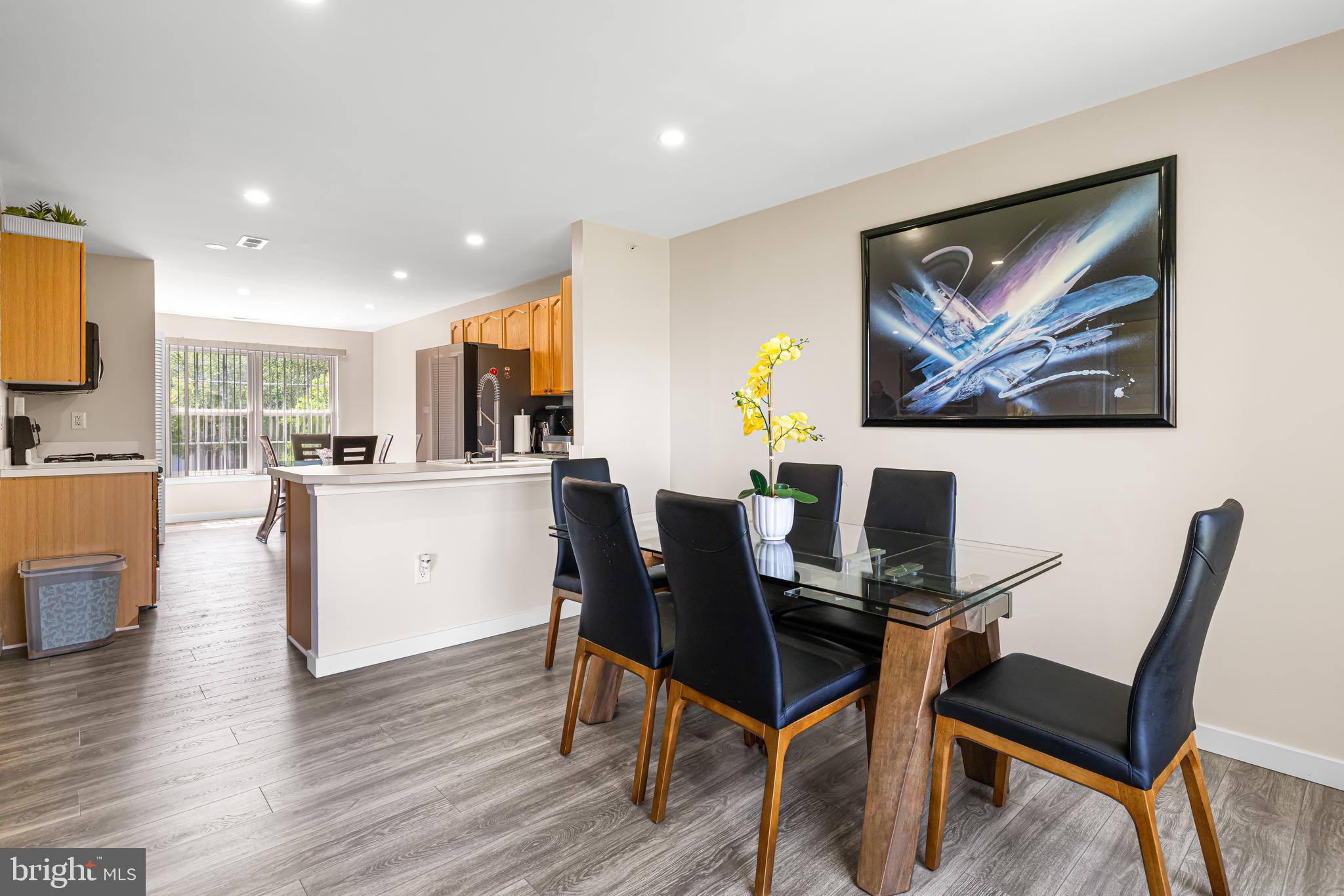 COUNTRY CROSSING - Residential