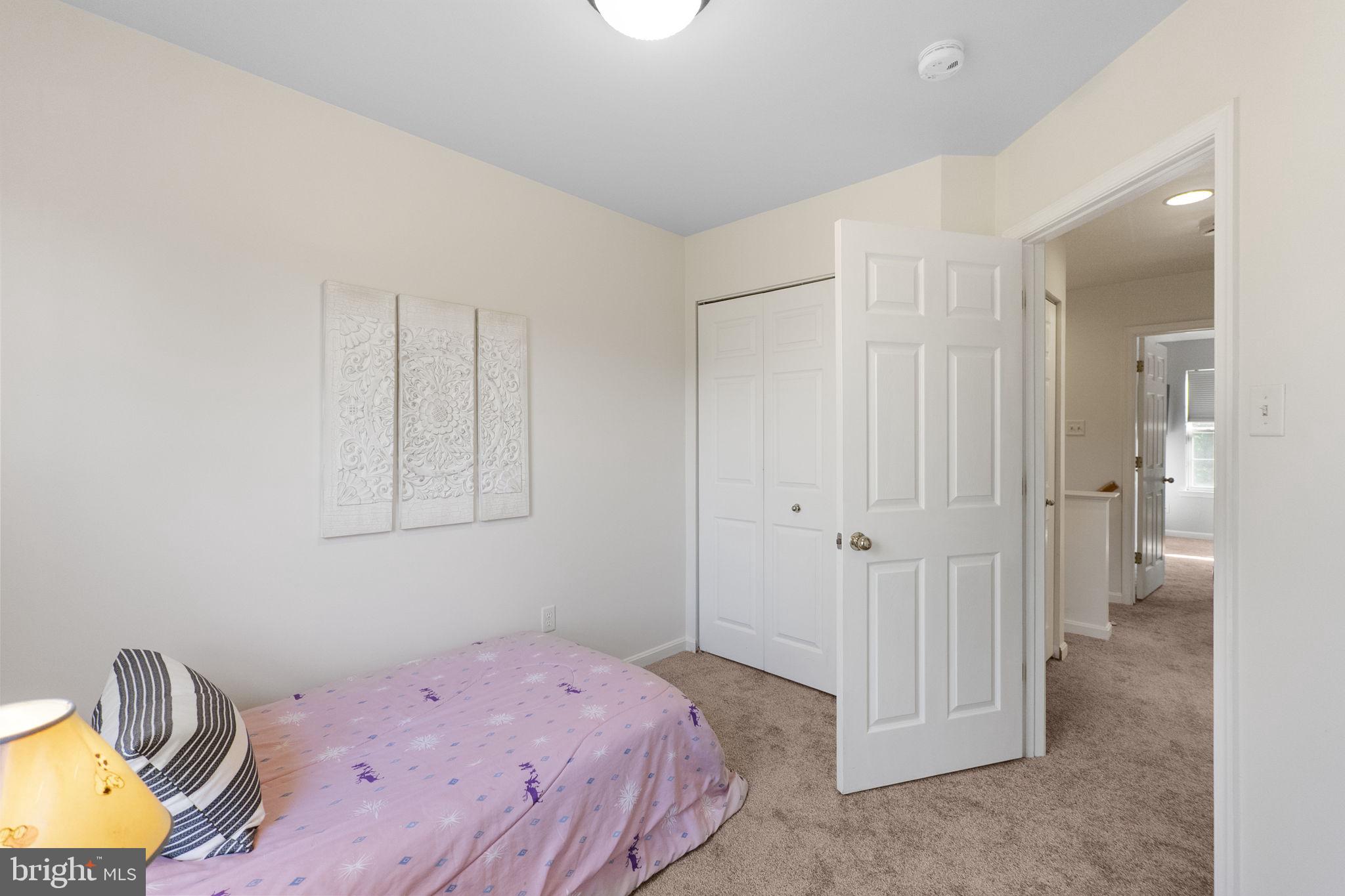 TWIN ARCH CROSSING - Residential