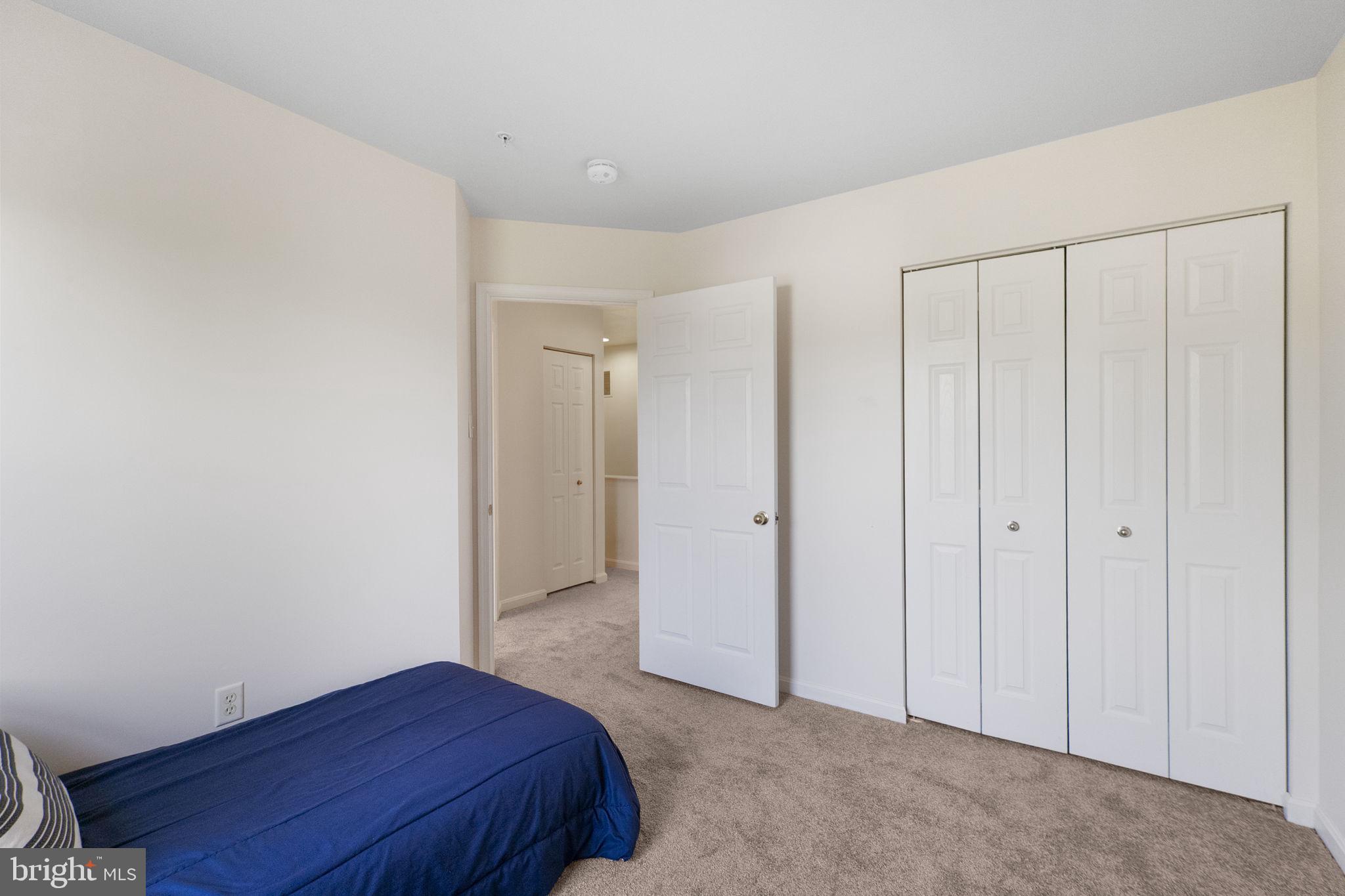 TWIN ARCH CROSSING - Residential