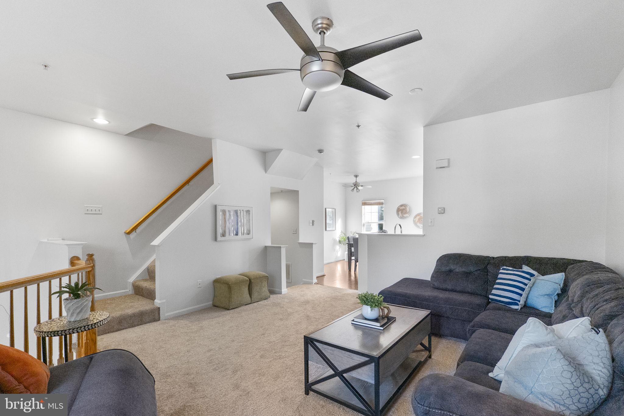 TWIN ARCH CROSSING - Residential