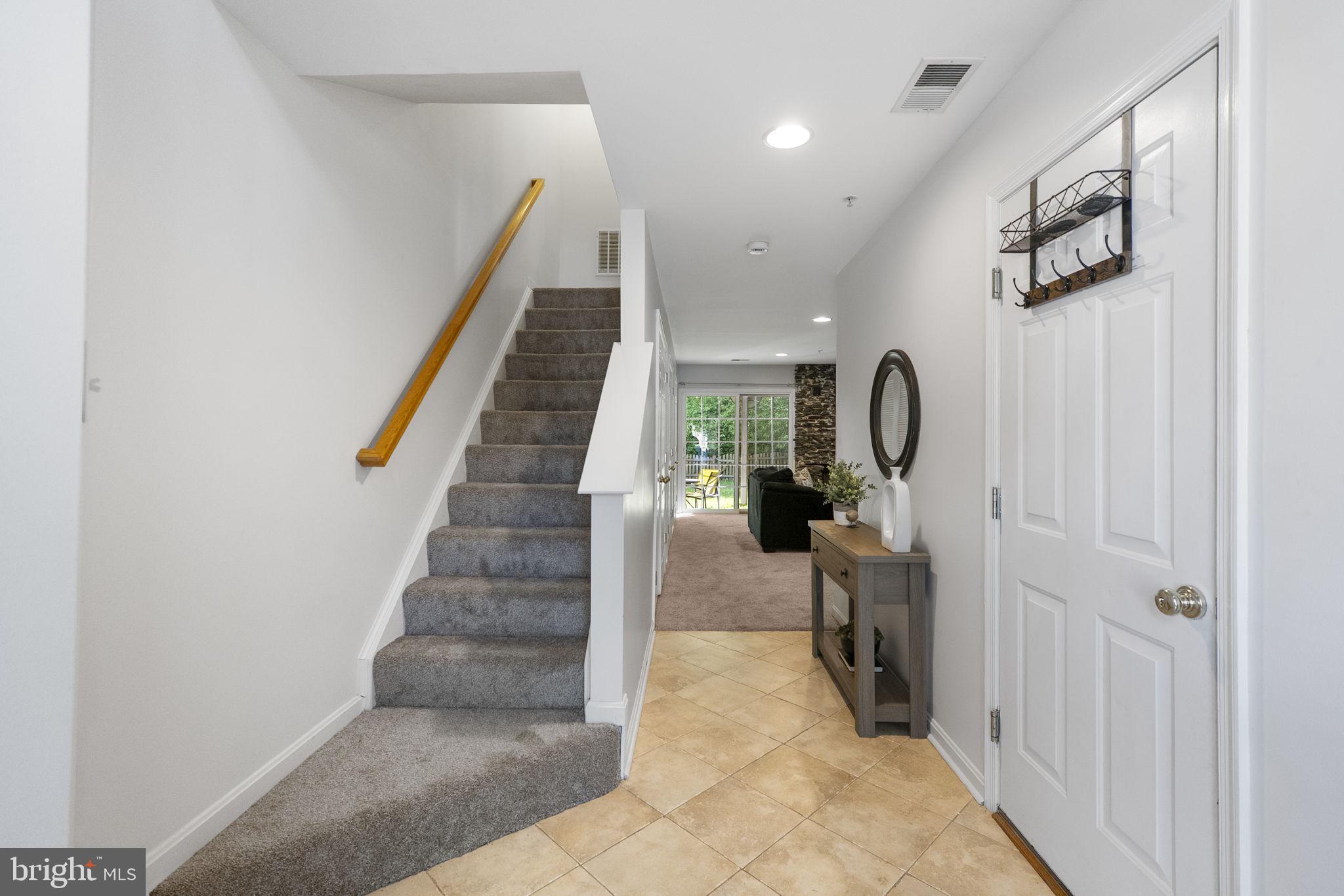 TWIN ARCH CROSSING - Residential