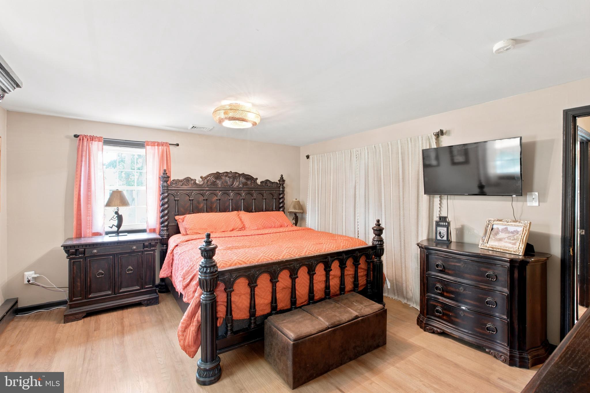 MILL CREEK VIL - Residential