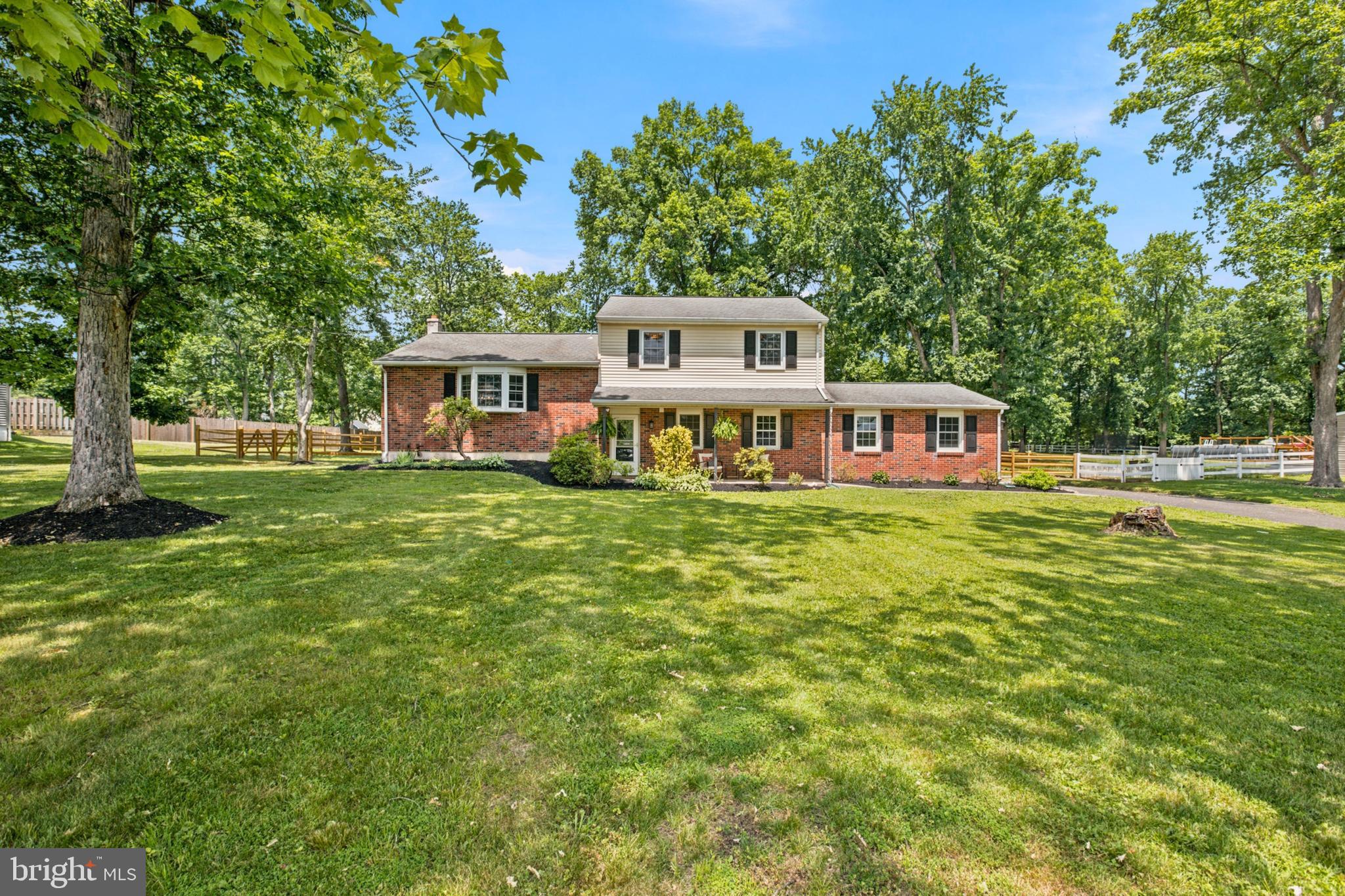 MILL CREEK VIL - Residential