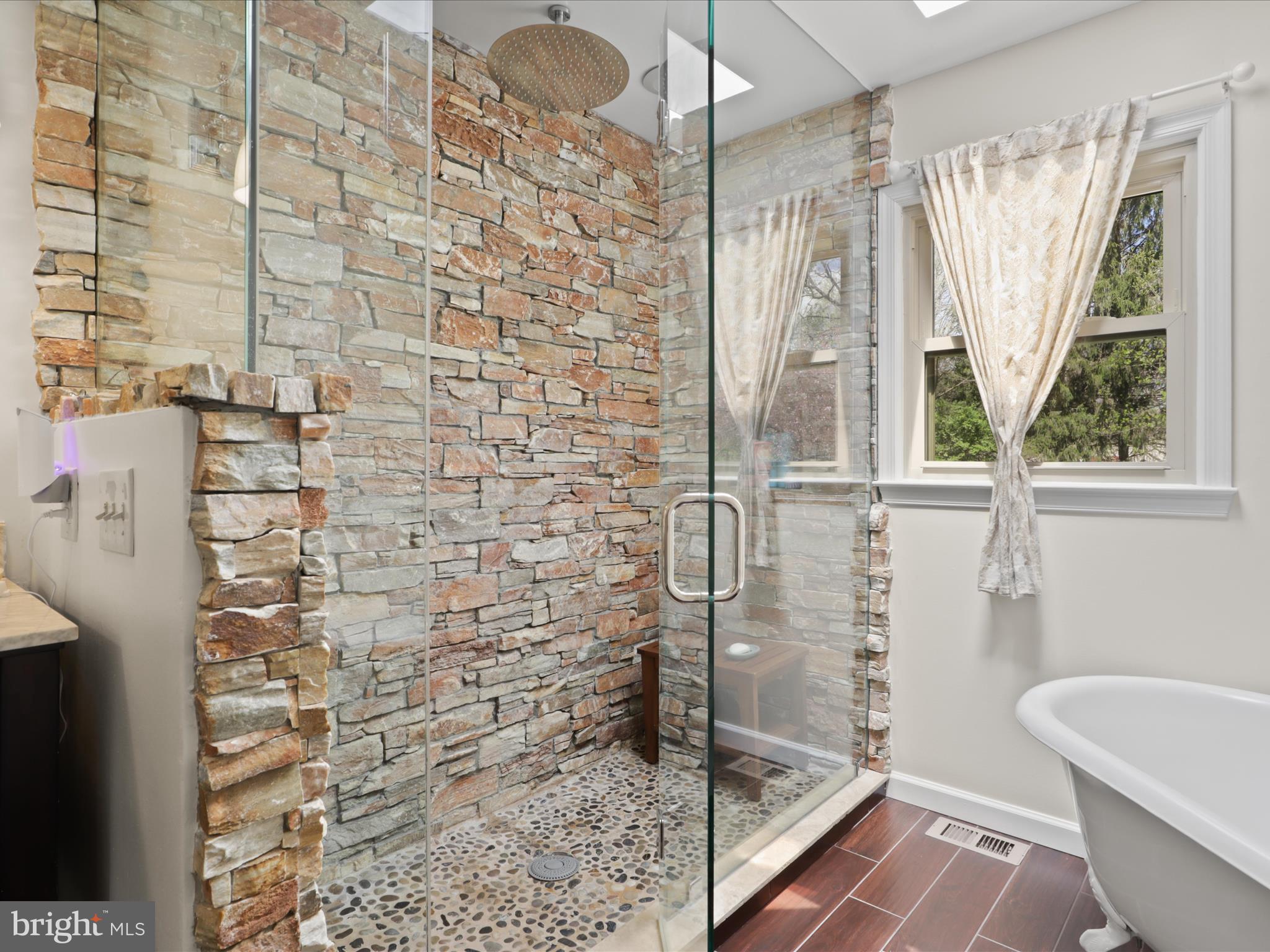 BERRYLAND FARM - Residential