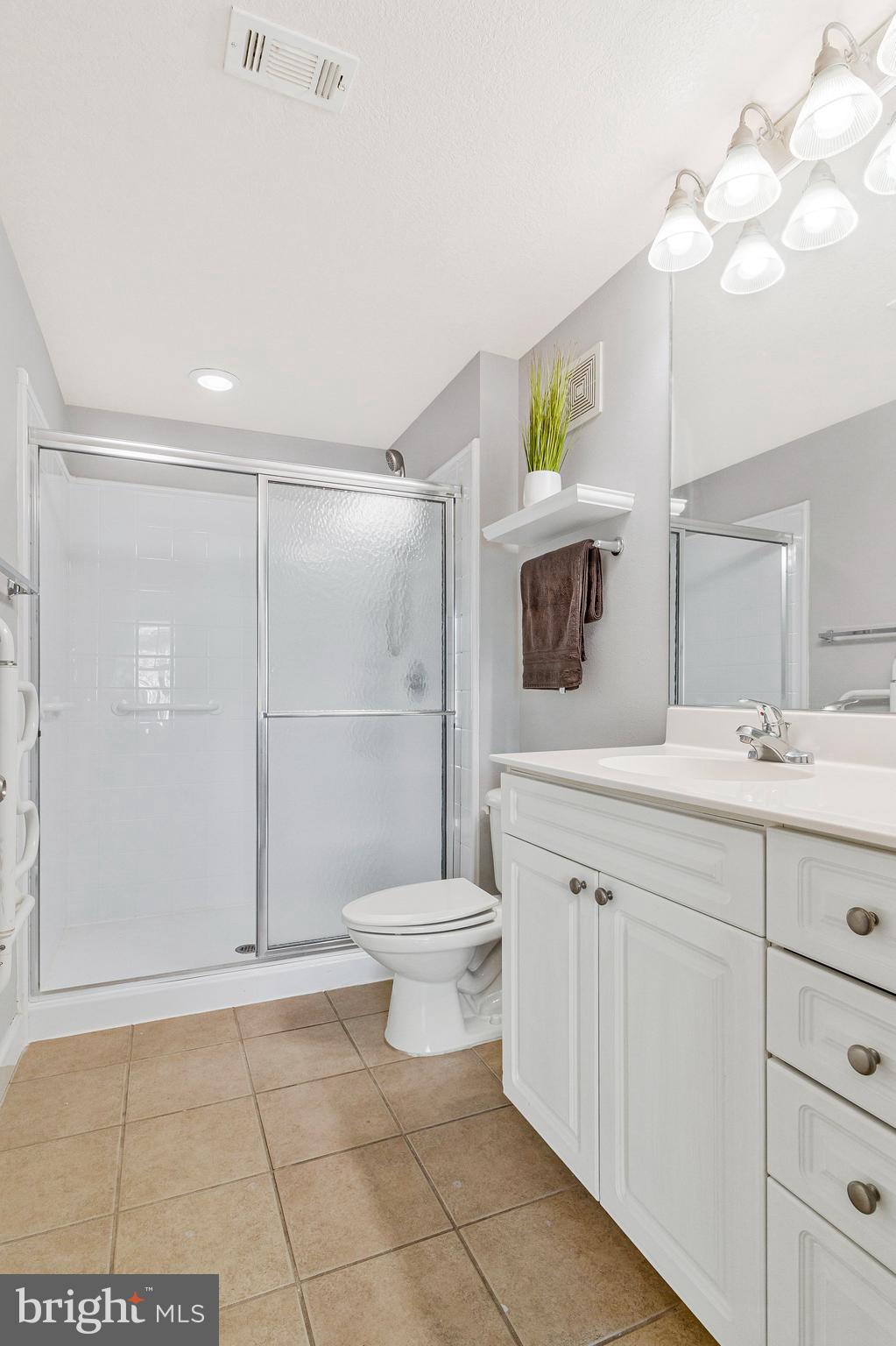 FITZ AT ROCKVILLE TOWN C - Residential
