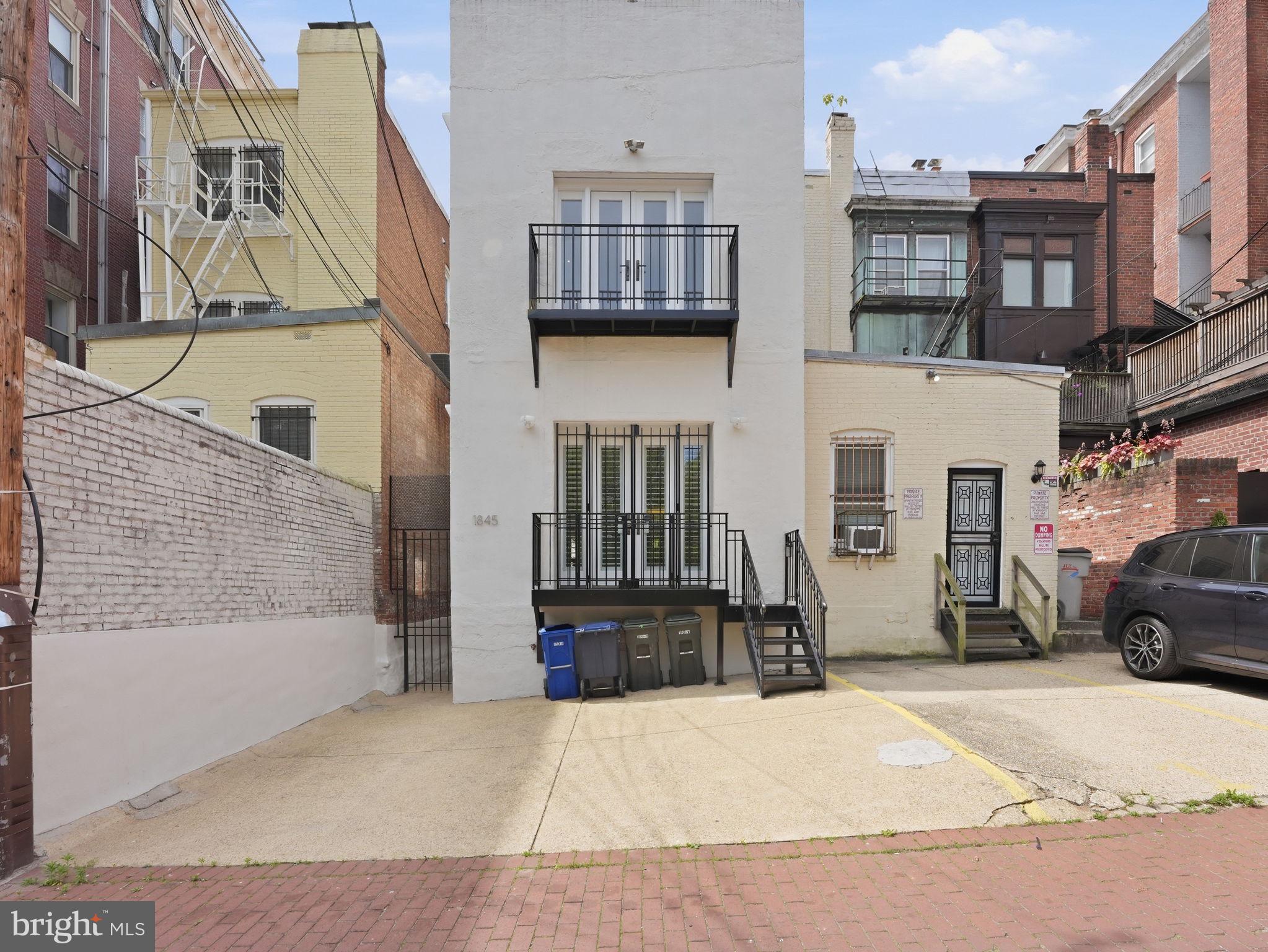 KALORAMA TRIANGLE - Residential