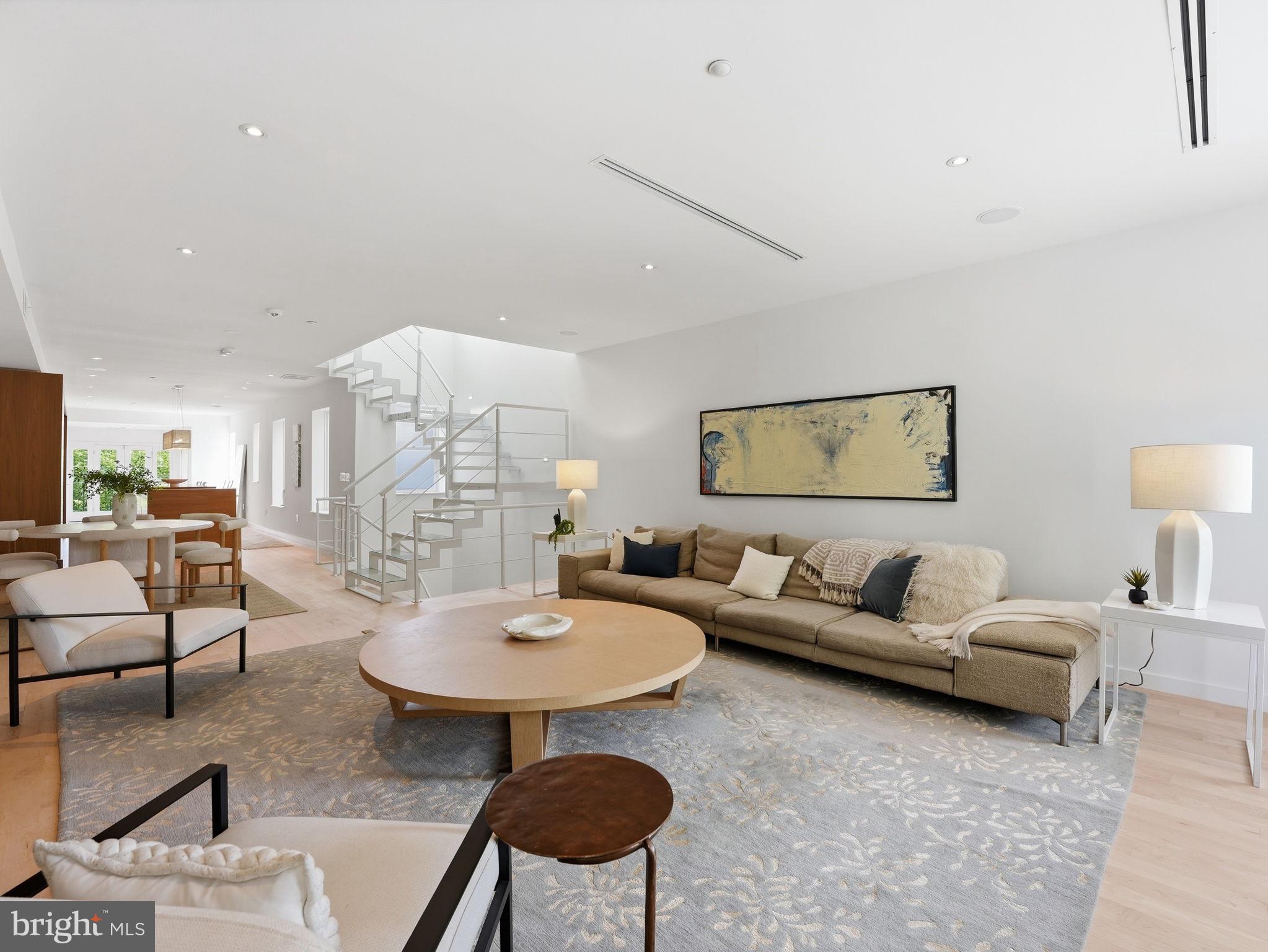 KALORAMA TRIANGLE - Residential