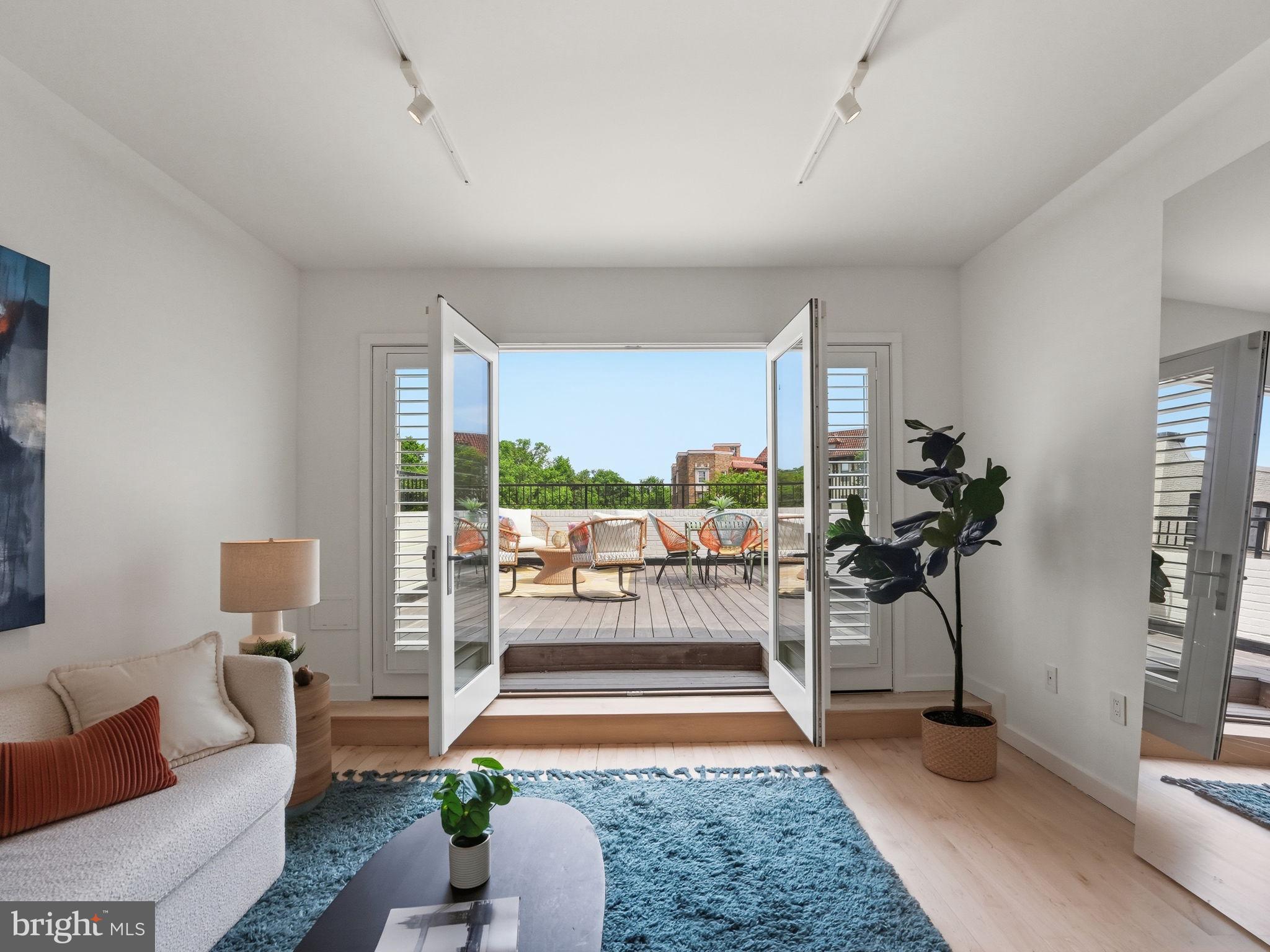 KALORAMA TRIANGLE - Residential
