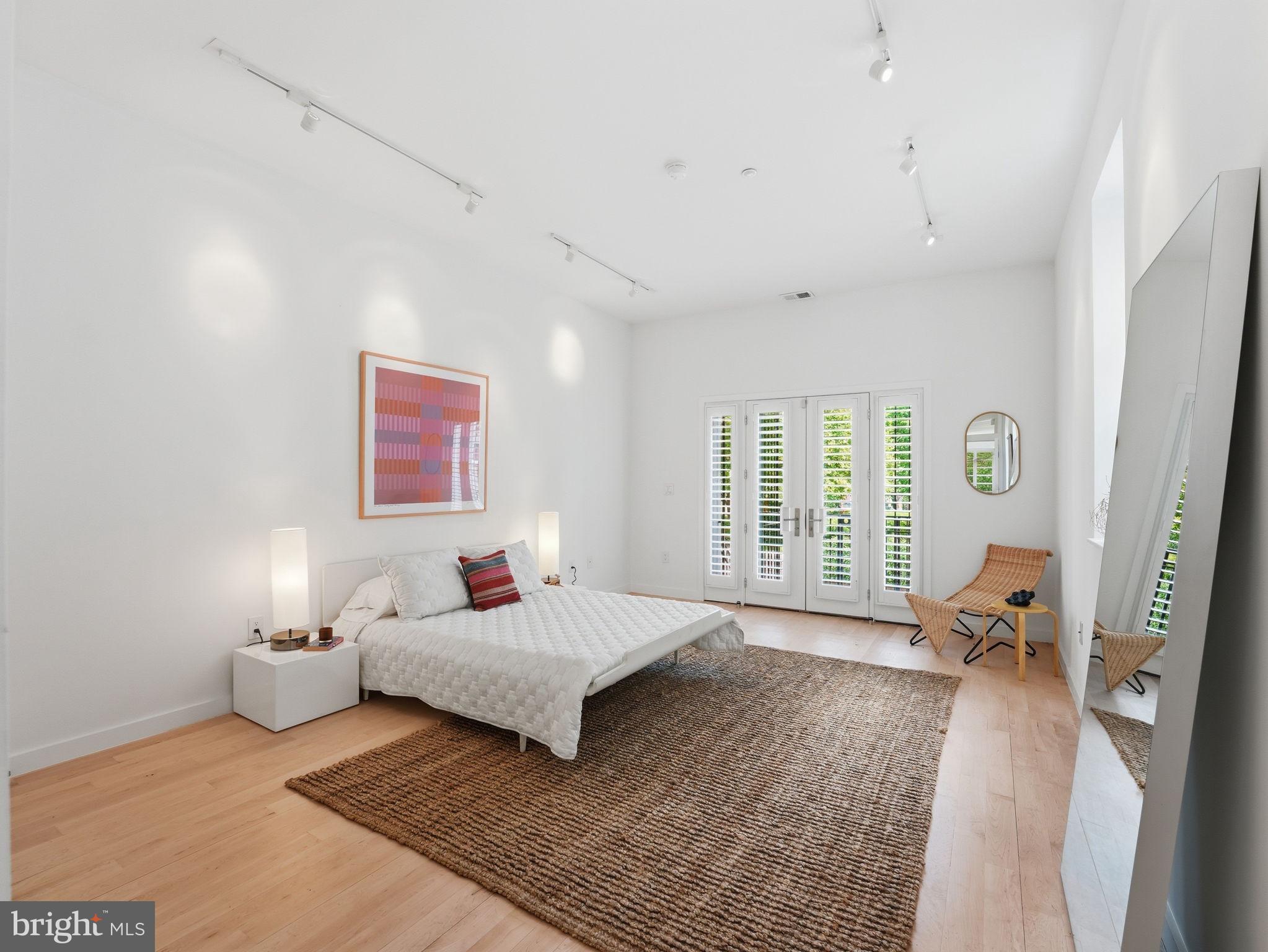 KALORAMA TRIANGLE - Residential