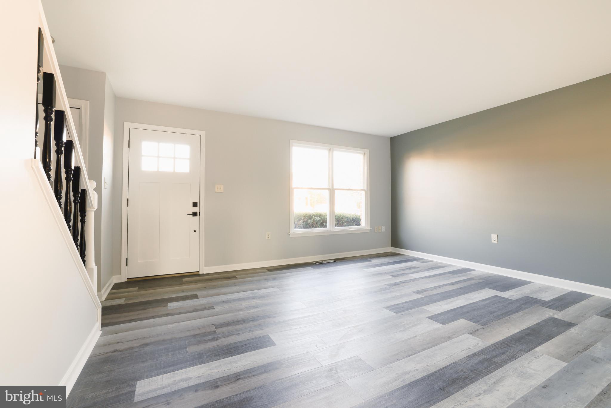 HAMPDEN COURT - Residential