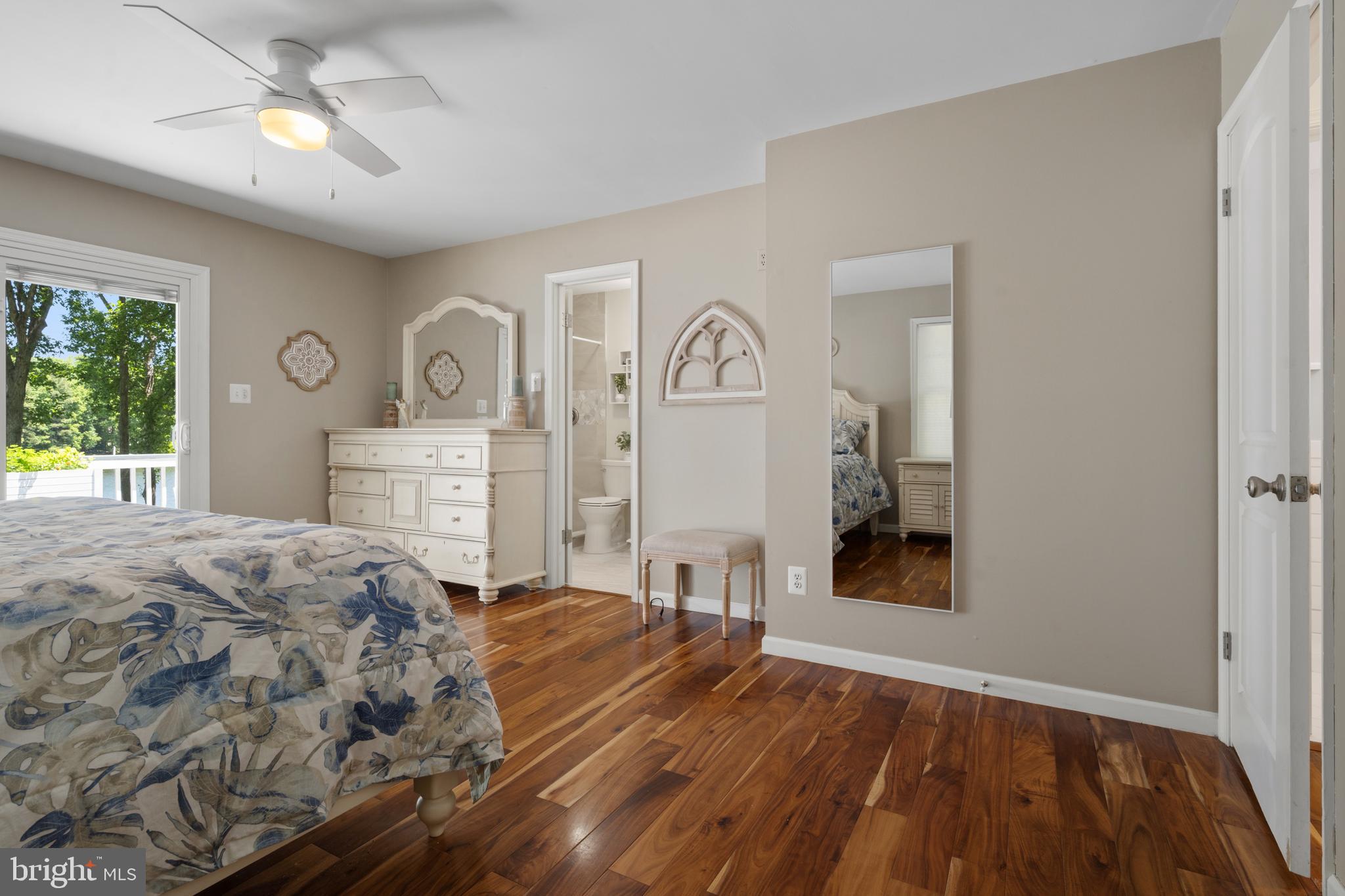 LAKE CAROLINE - Residential