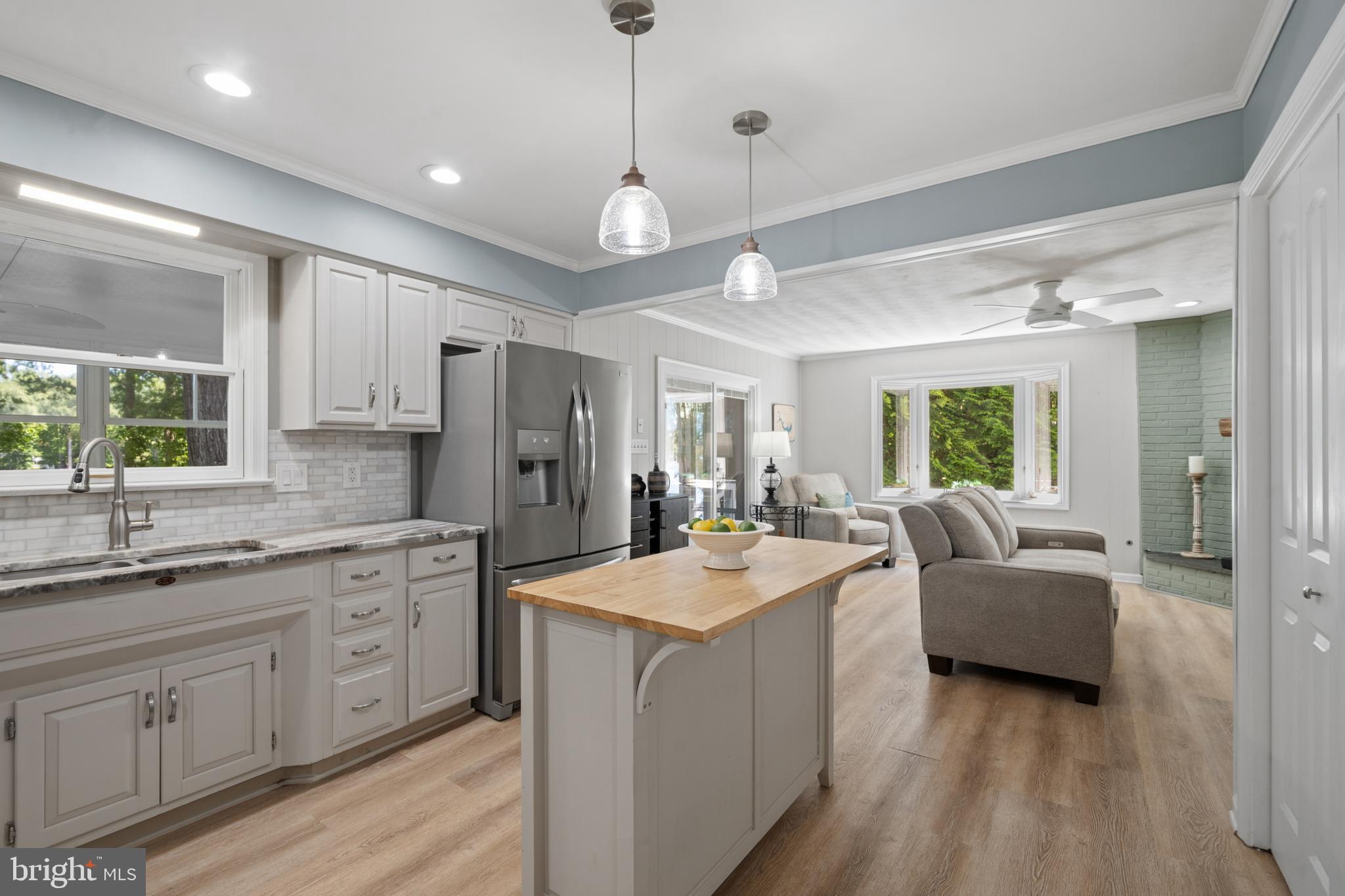 LAKE CAROLINE - Residential