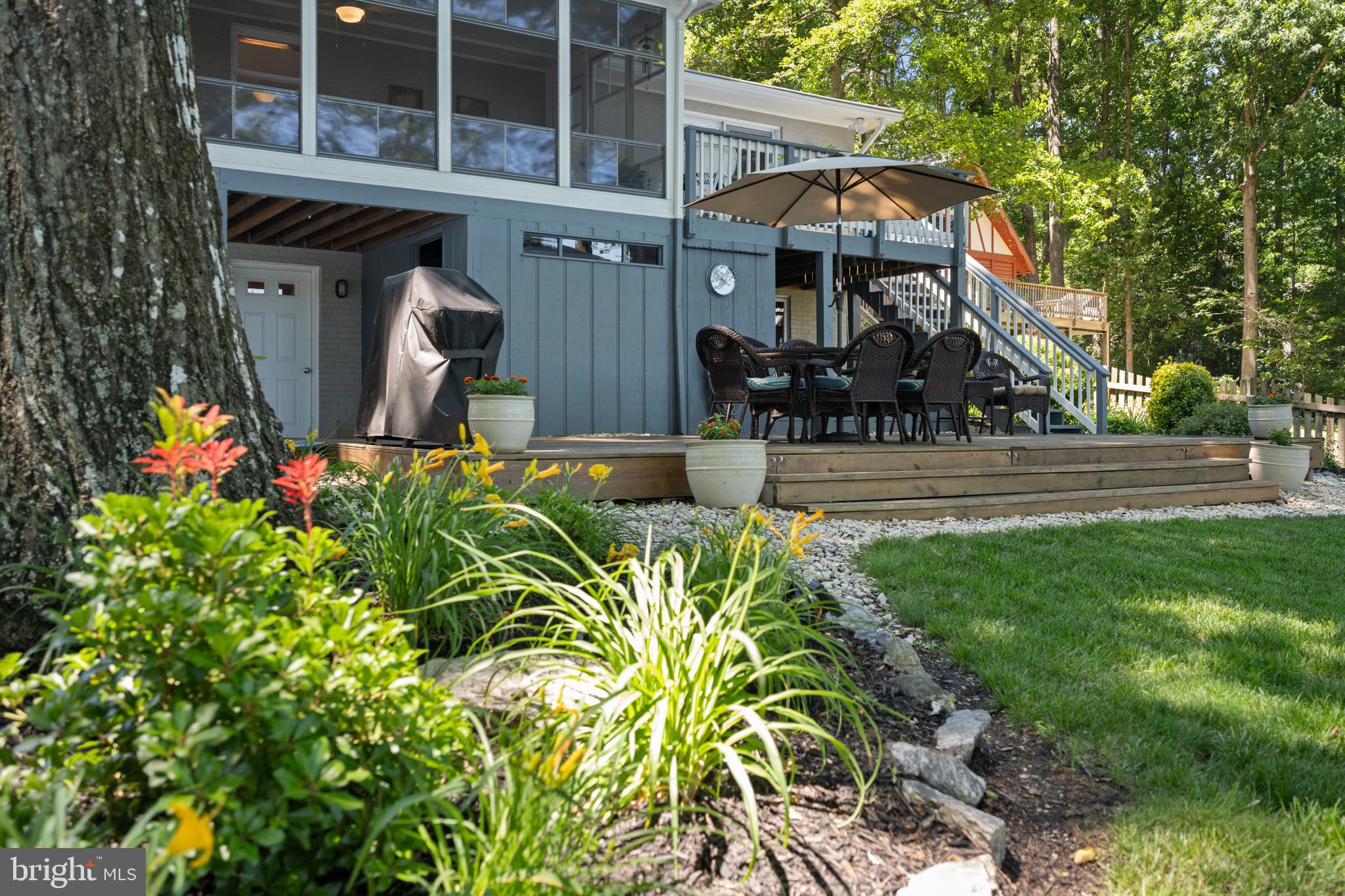 LAKE CAROLINE - Residential