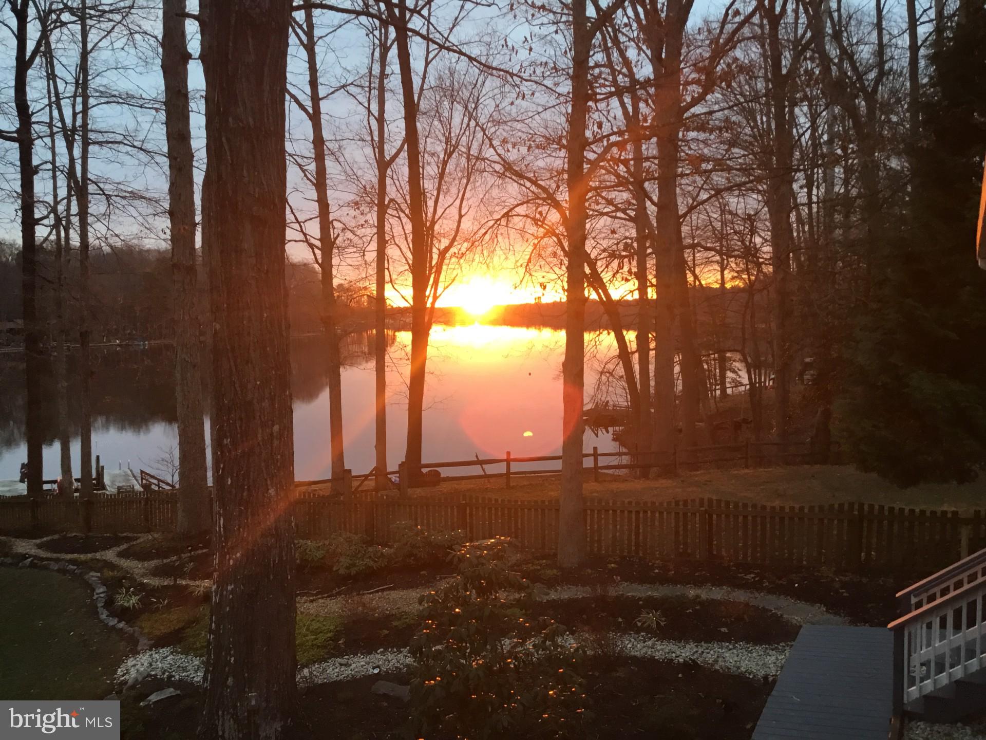 LAKE CAROLINE - Residential