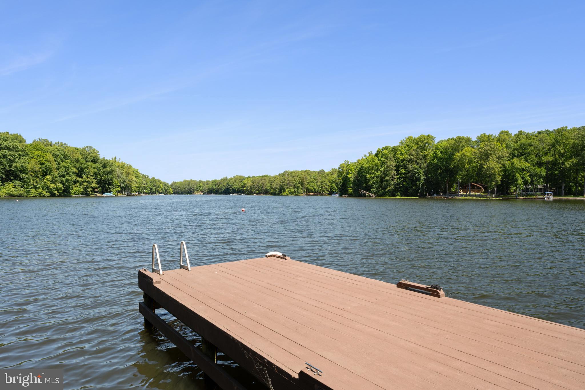 LAKE CAROLINE - Residential