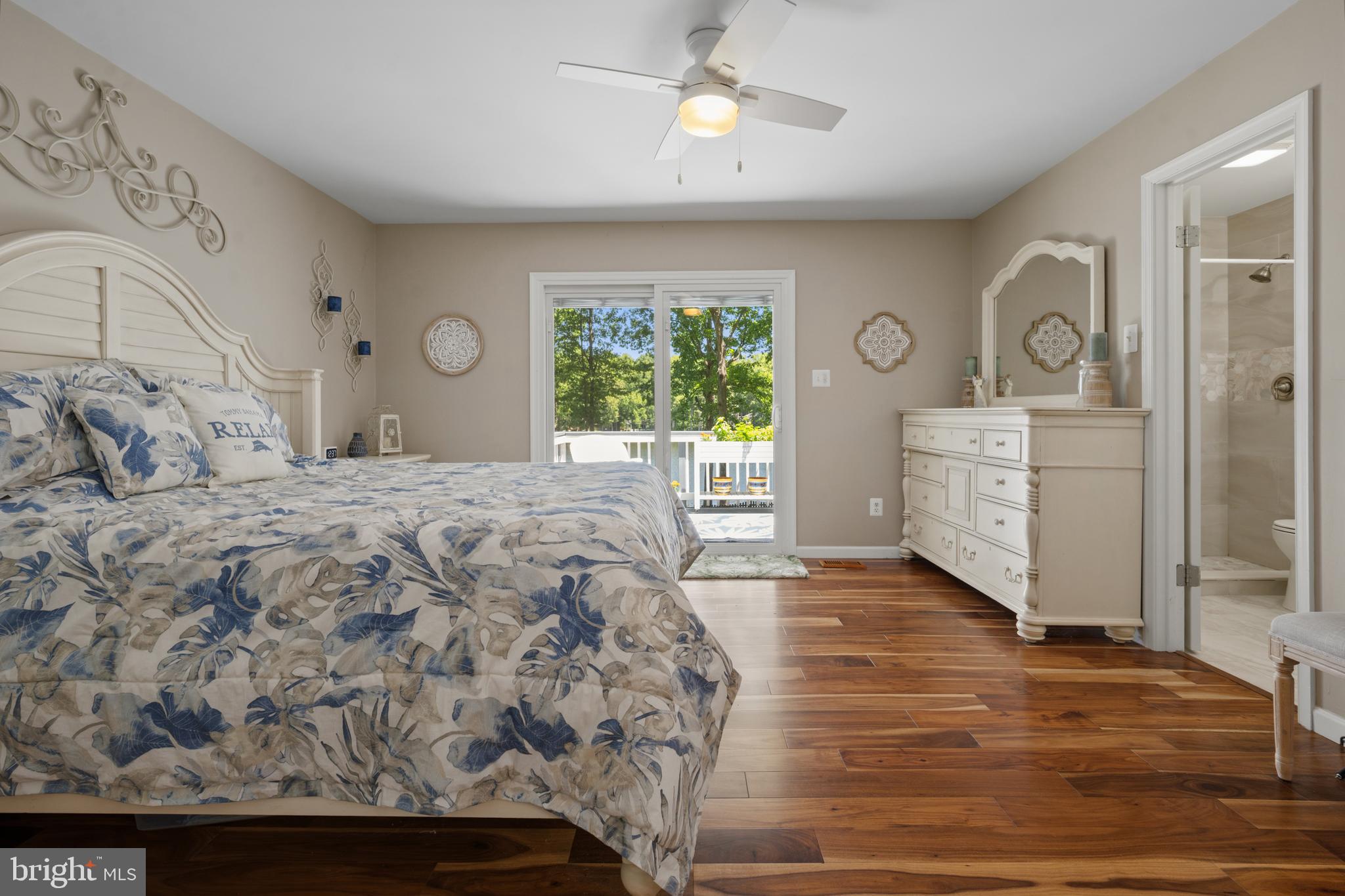 LAKE CAROLINE - Residential