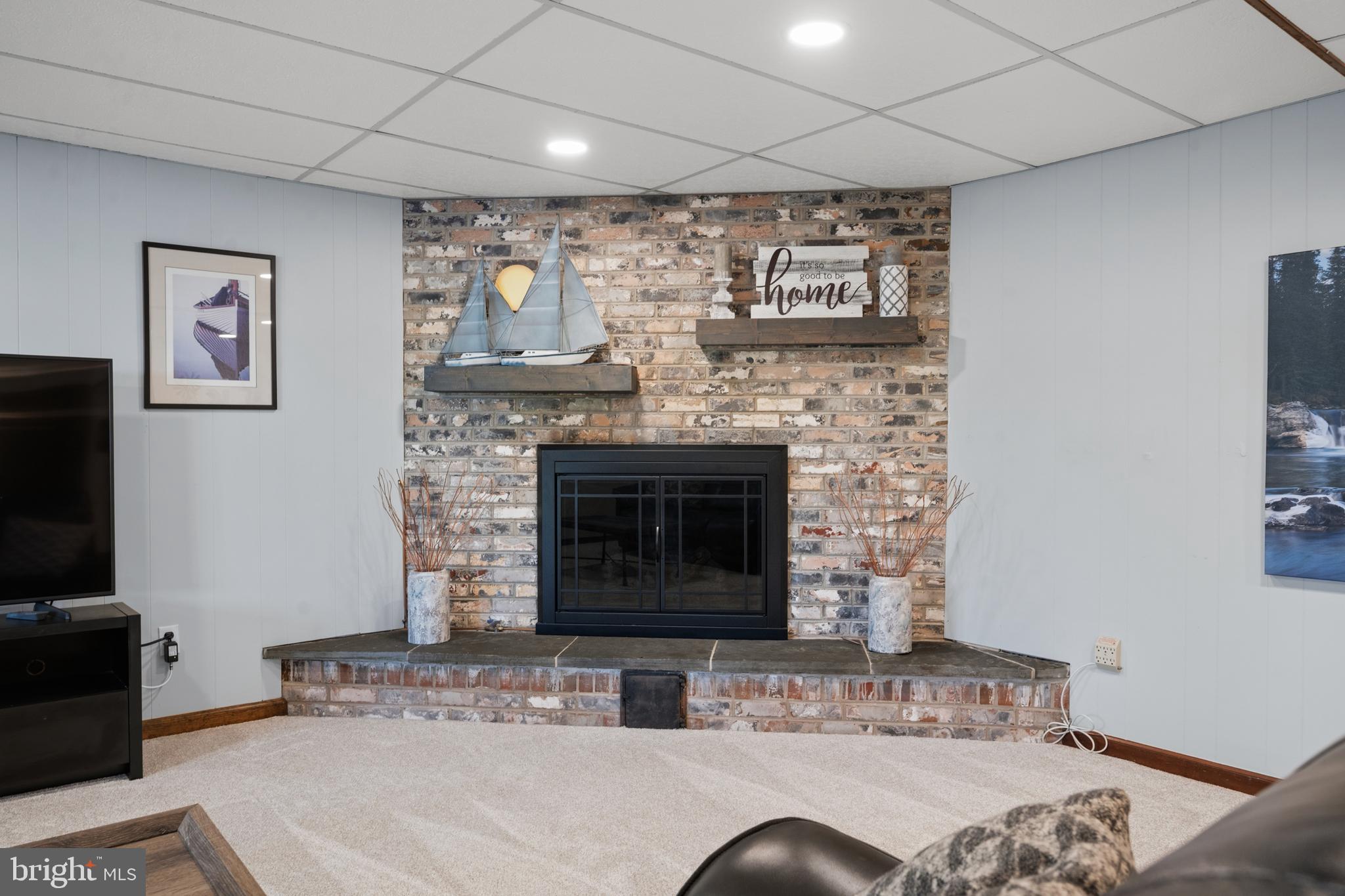 LAKE CAROLINE - Residential