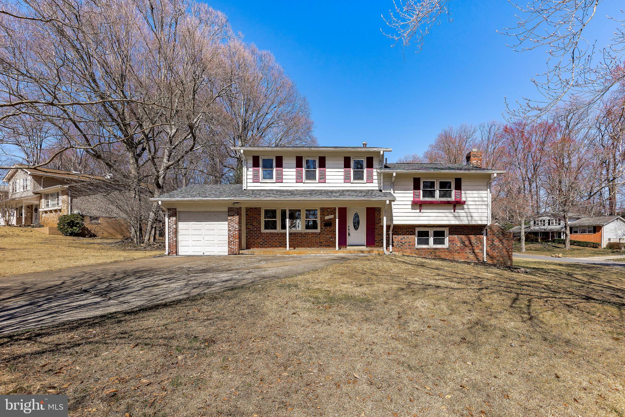 ROCK CREEK MANOR - Residential