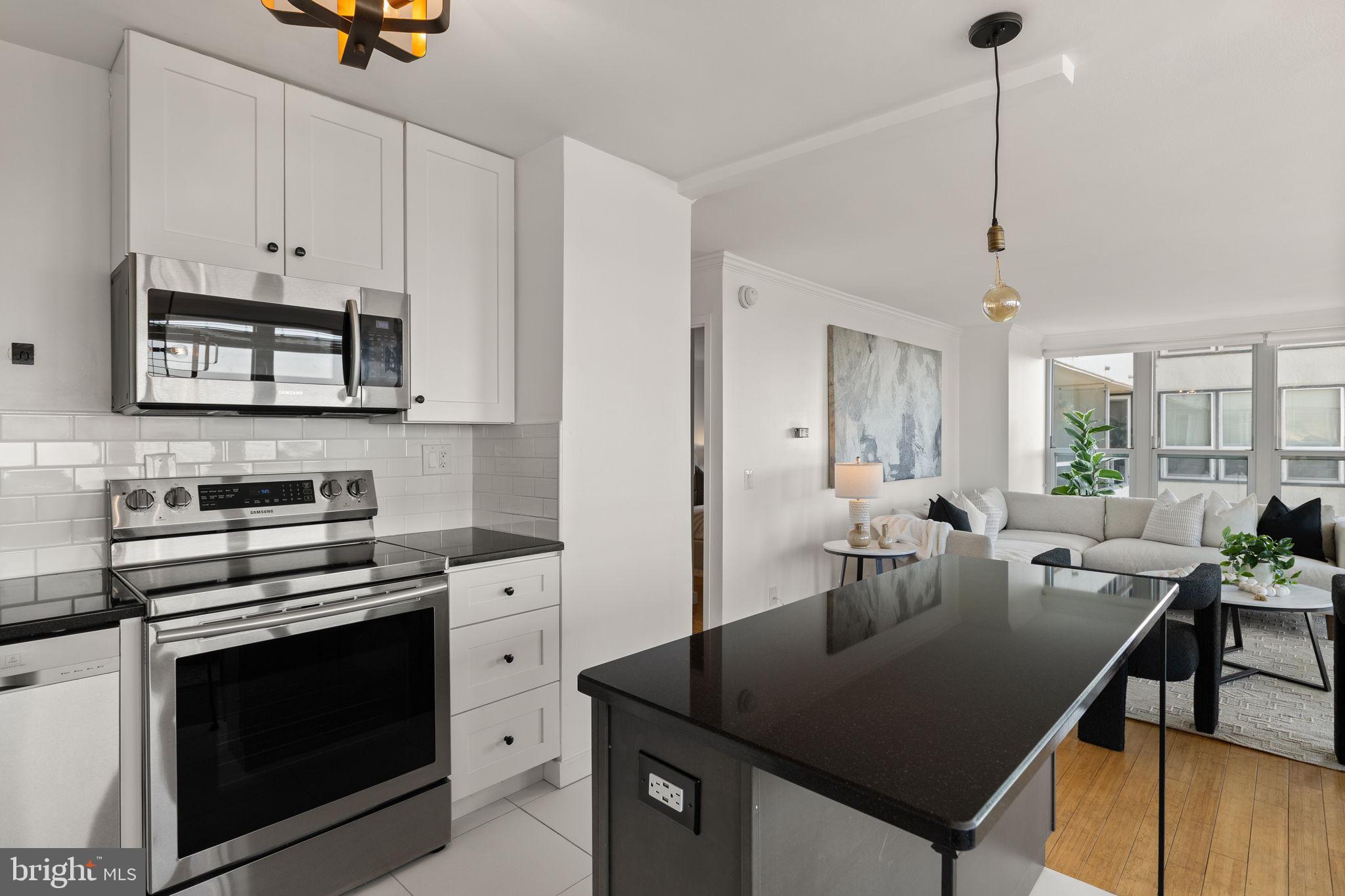 RITTENHOUSE SQUARE - Residential