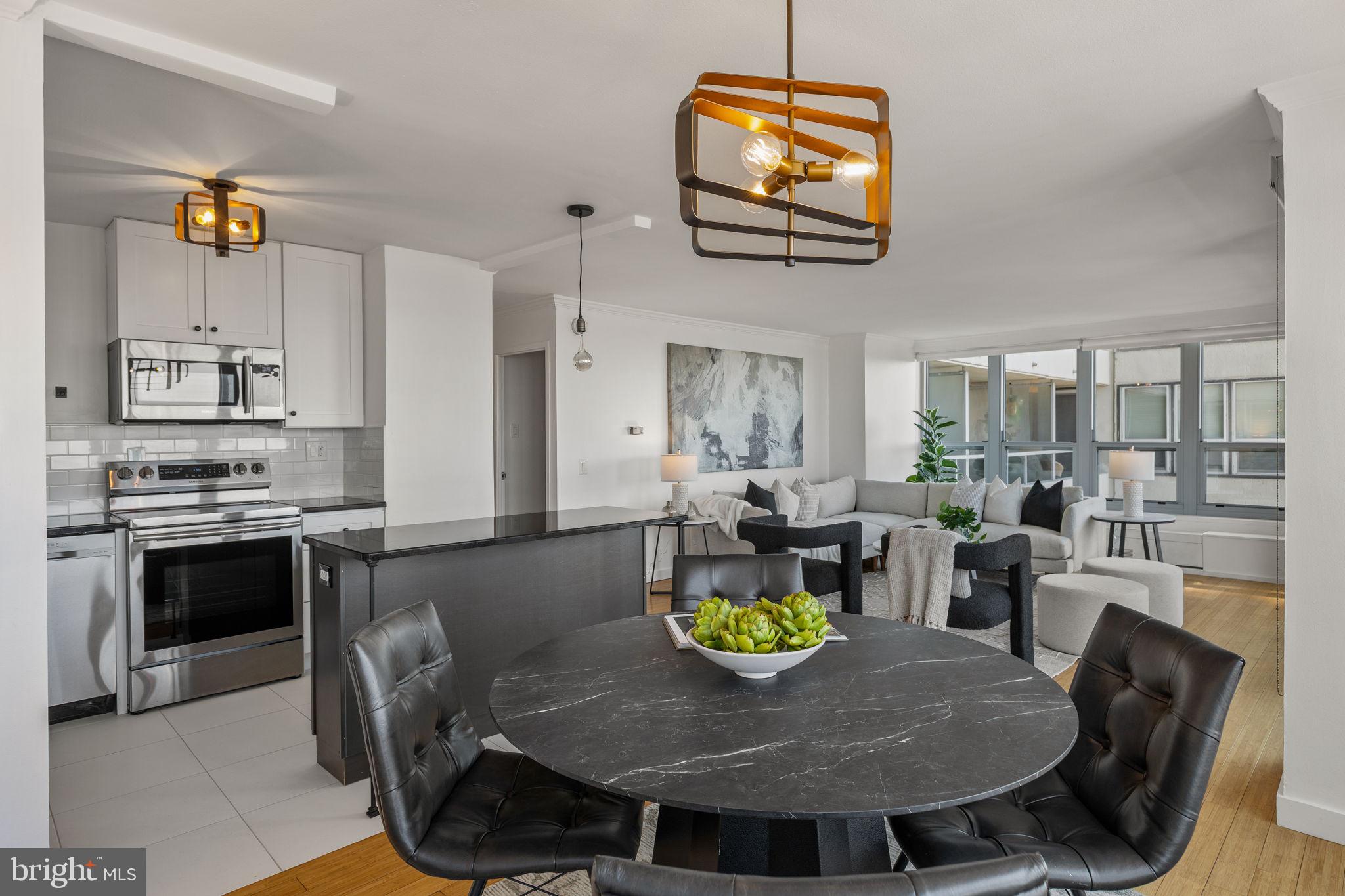 RITTENHOUSE SQUARE - Residential