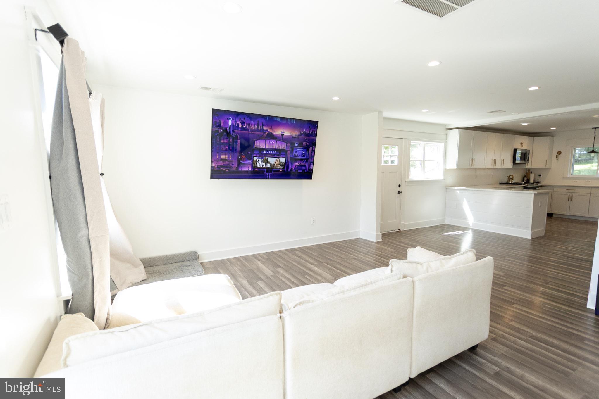 MANASSAS PARK - Residential